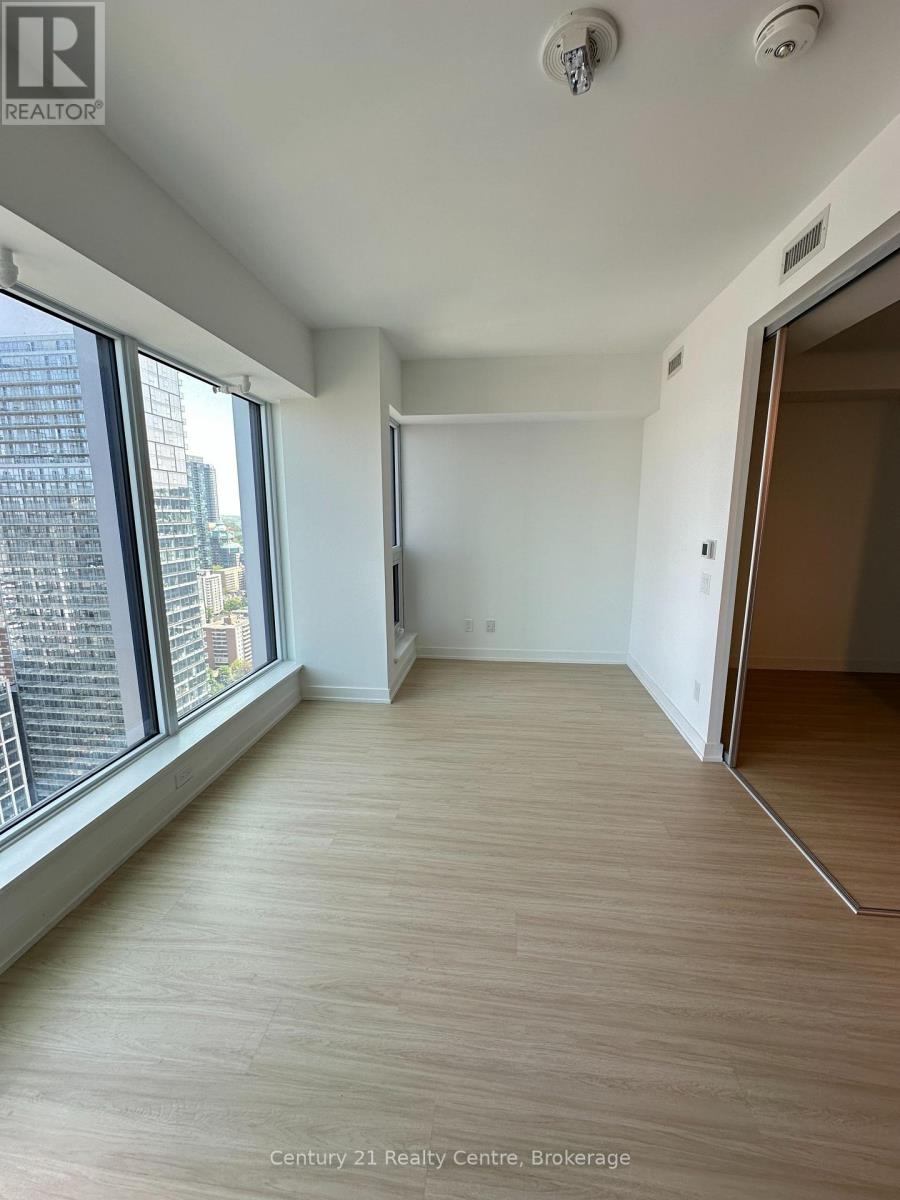 3906 - 8 Wellesley Street W, Toronto, Ontario  M4Y 0J5 - Photo 14 - C13018474