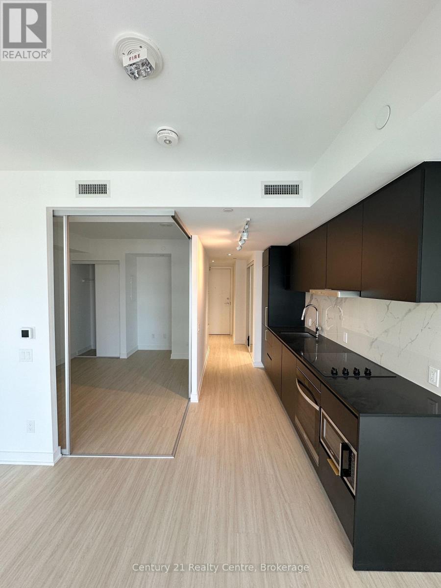 3906 - 8 Wellesley Street W, Toronto, Ontario  M4Y 0J5 - Photo 3 - C13018474