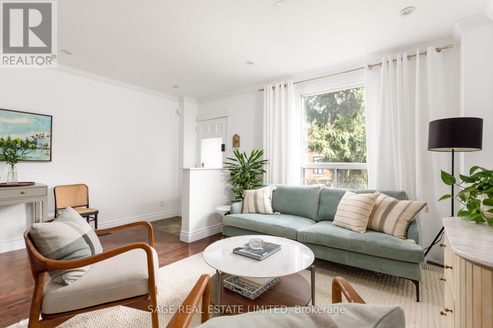 206 Hamilton Street, Toronto, Ontario  M4M 2E2 - Photo 4 - E13018426