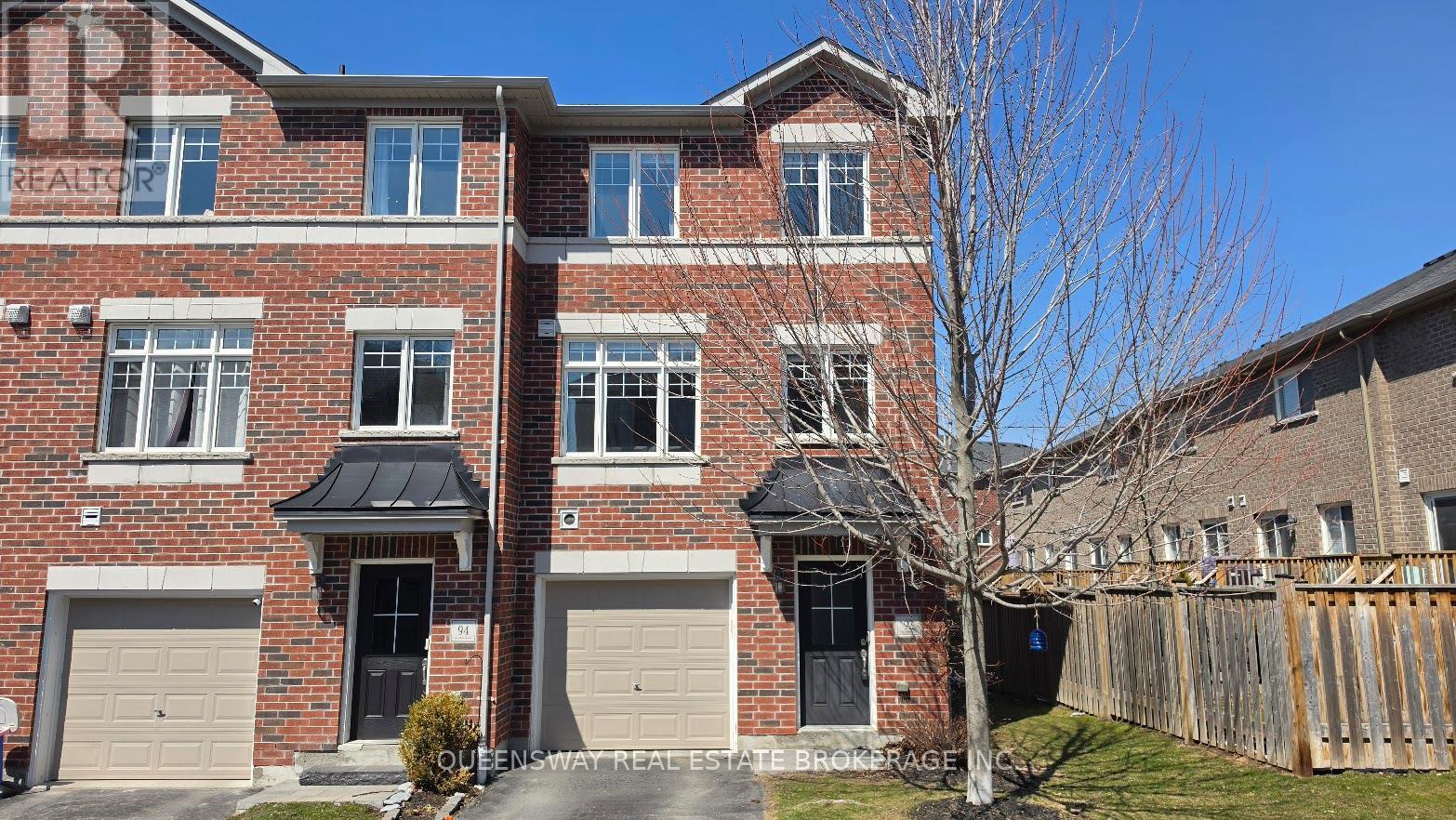 92 MARKHAM TRAIL, Clarington, Ontario