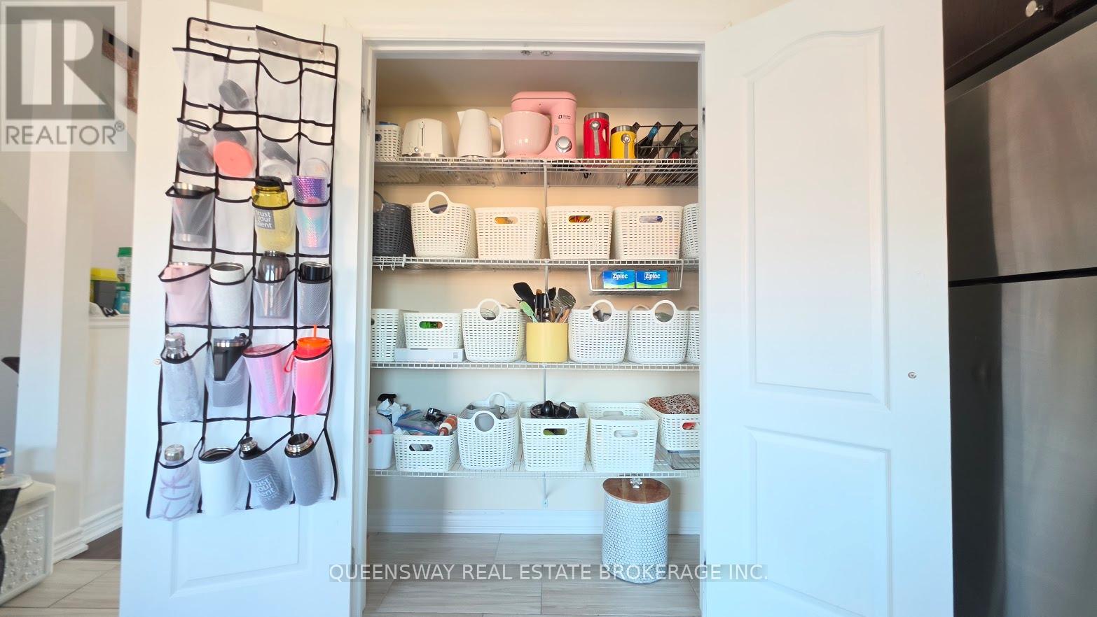 92 Markham Trail, Clarington, Ontario  L1C 0S4 - Photo 10 - E13018454