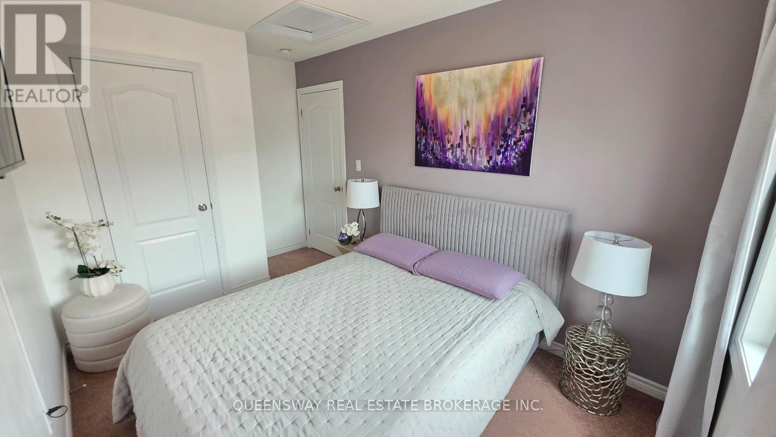 92 Markham Trail, Clarington, Ontario  L1C 0S4 - Photo 19 - E13018454