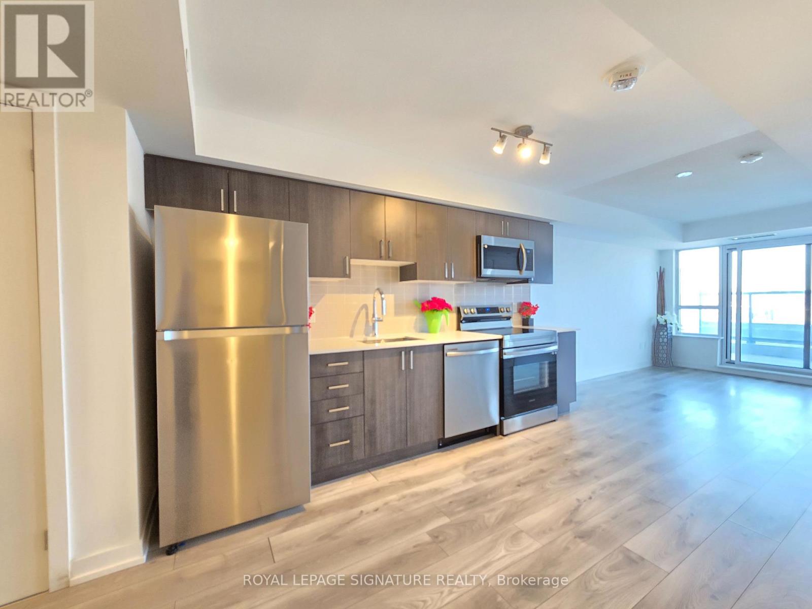 217 - 1455 Celebration Drive, Pickering, Ontario  L1W 0C3 - Photo 15 - E13018476