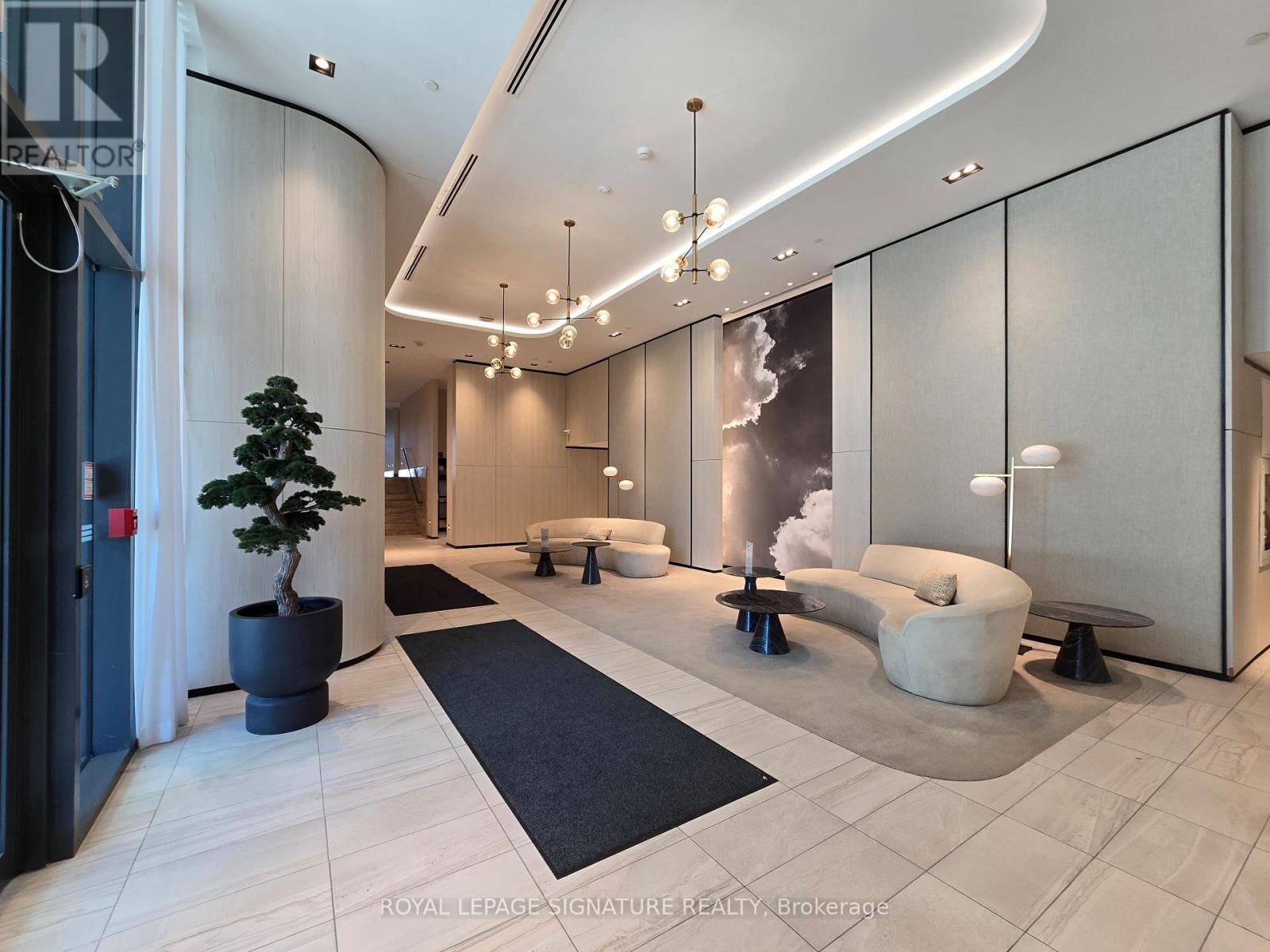 217 - 1455 Celebration Drive, Pickering, Ontario  L1W 0C3 - Photo 2 - E13018476