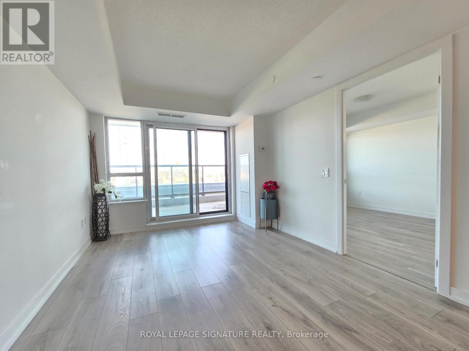 217 - 1455 Celebration Drive, Pickering, Ontario  L1W 0C3 - Photo 5 - E13018476