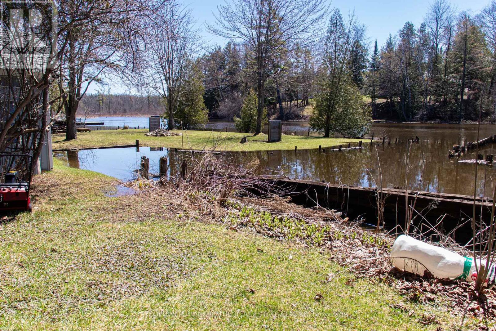 180 & 182 Riverbank Drive, Georgina, Ontario  L0E 1N0 - Photo 7 - N13018360