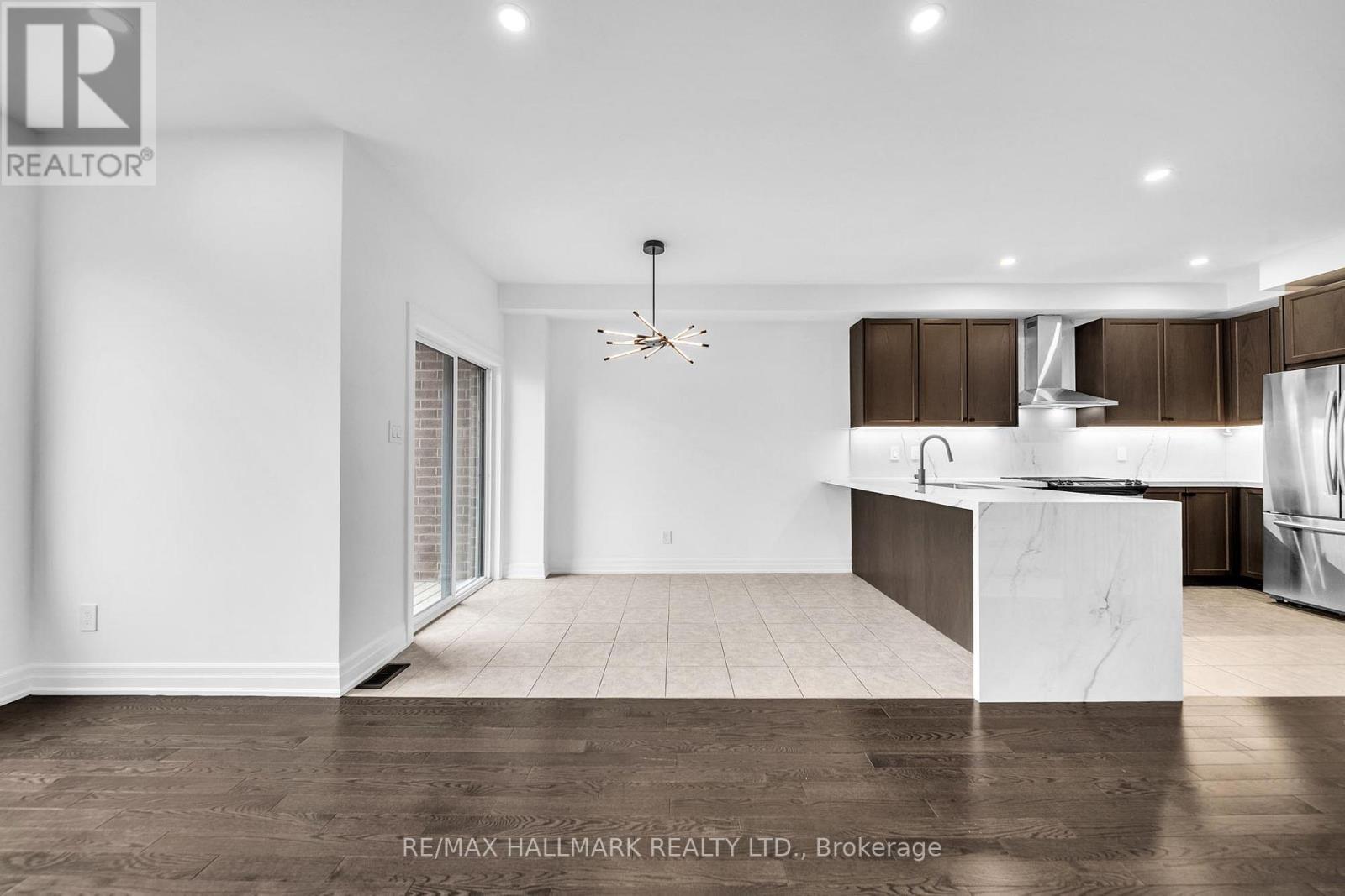 52 Allure Street, Newmarket, Ontario  L3X 0L2 - Photo 16 - N13018436