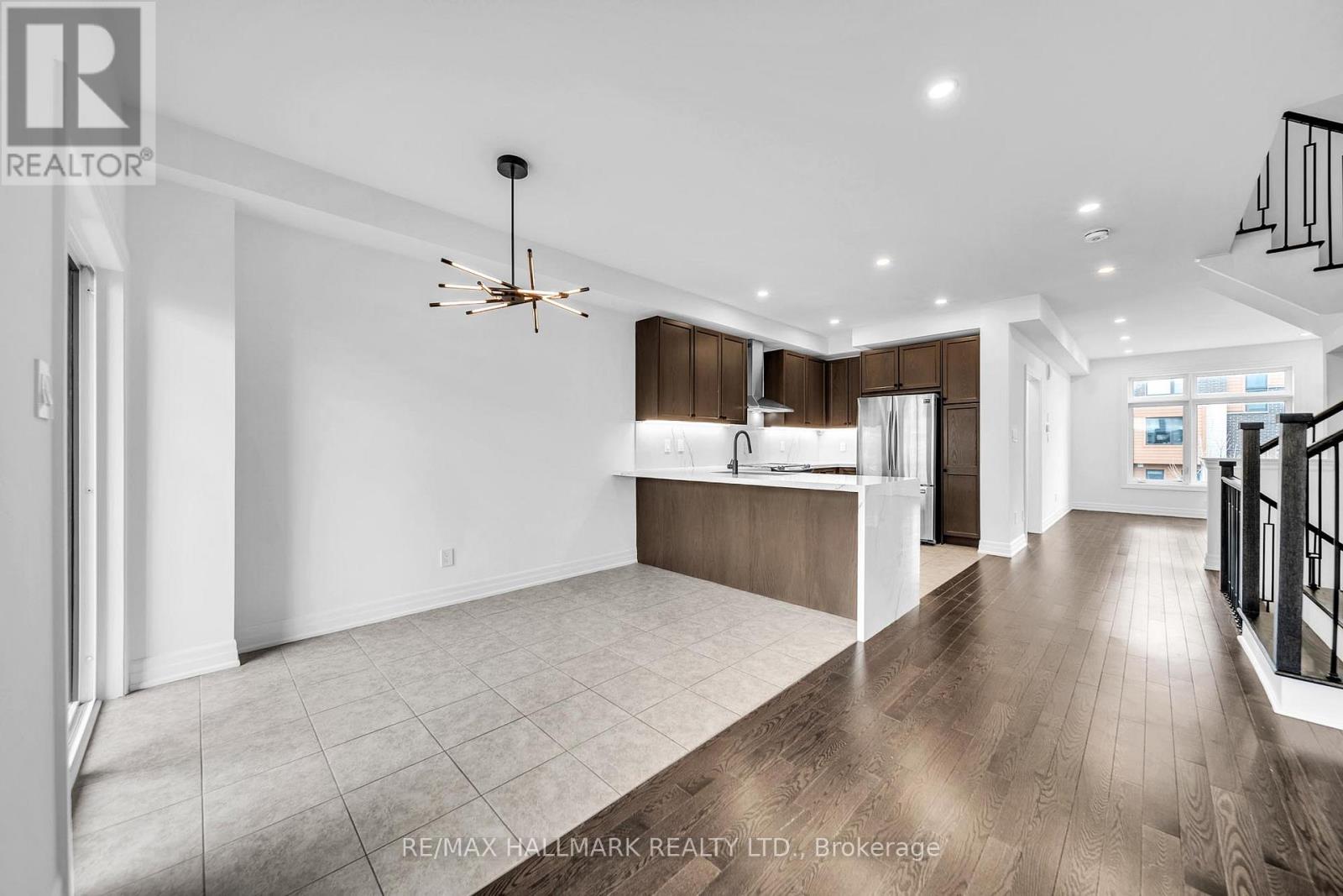 52 Allure Street, Newmarket, Ontario  L3X 0L2 - Photo 17 - N13018436