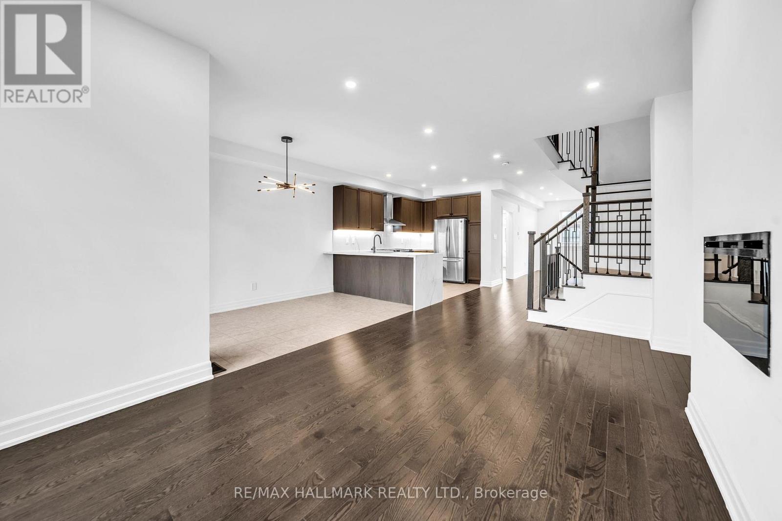 52 Allure Street, Newmarket, Ontario  L3X 0L2 - Photo 22 - N13018436