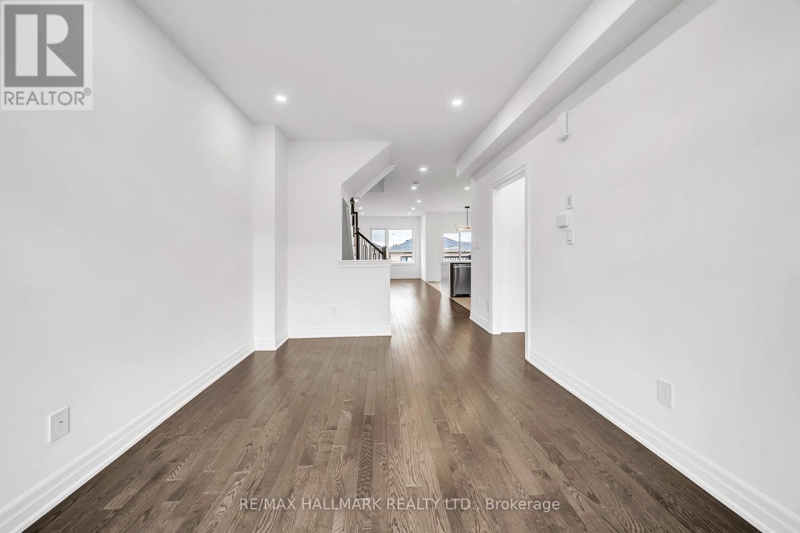 52 Allure Street, Newmarket, Ontario  L3X 0L2 - Photo 24 - N13018436