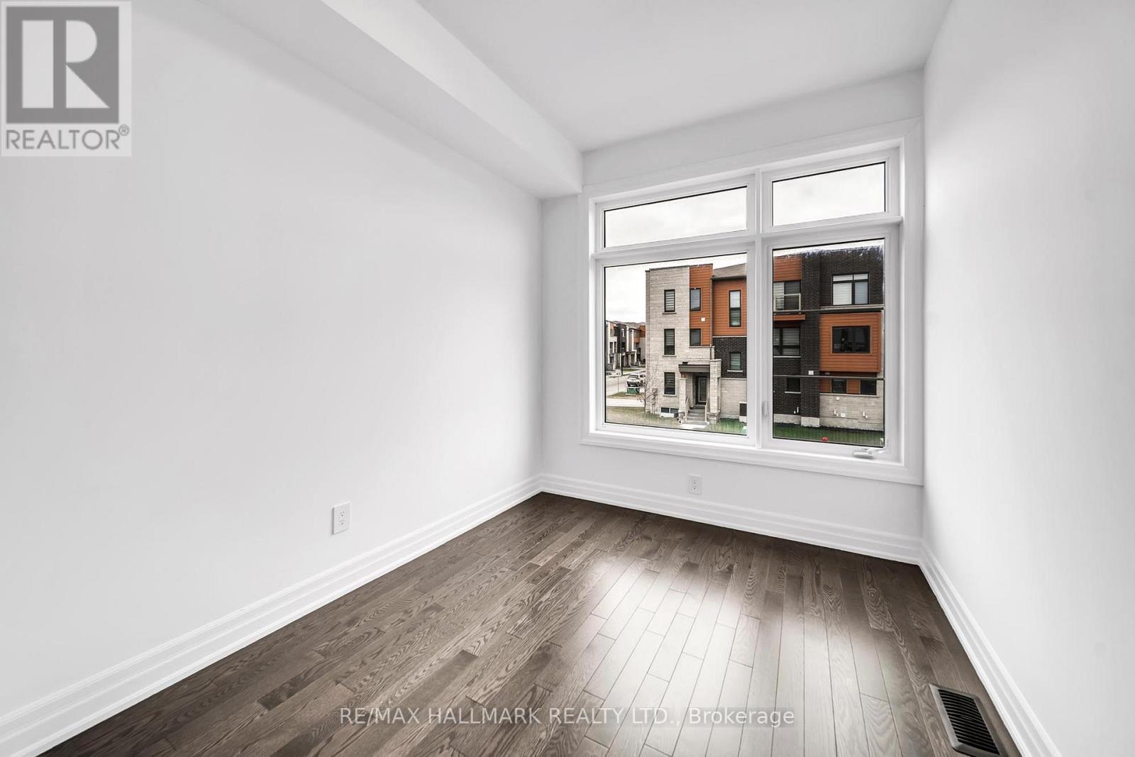 52 Allure Street, Newmarket, Ontario  L3X 0L2 - Photo 25 - N13018436