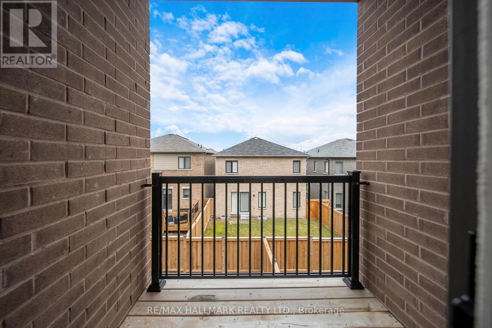 52 Allure Street, Newmarket, Ontario  L3X 0L2 - Photo 40 - N13018436