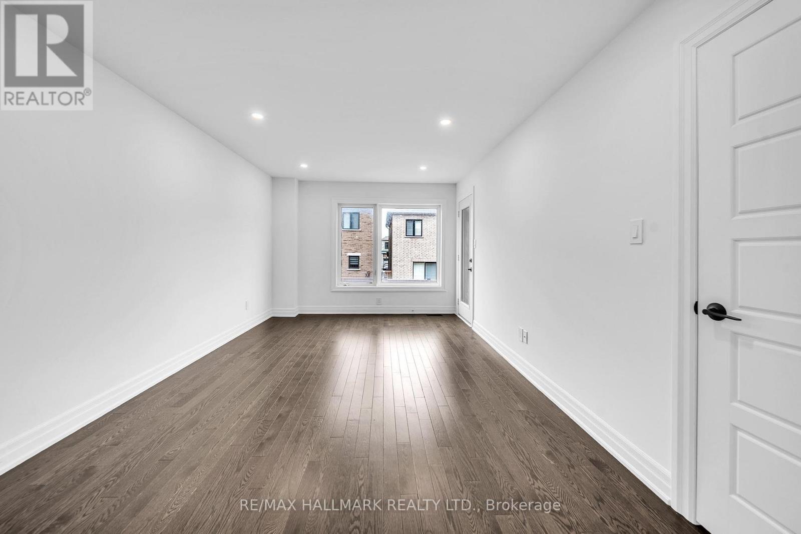 52 Allure Street, Newmarket, Ontario  L3X 0L2 - Photo 7 - N13018436