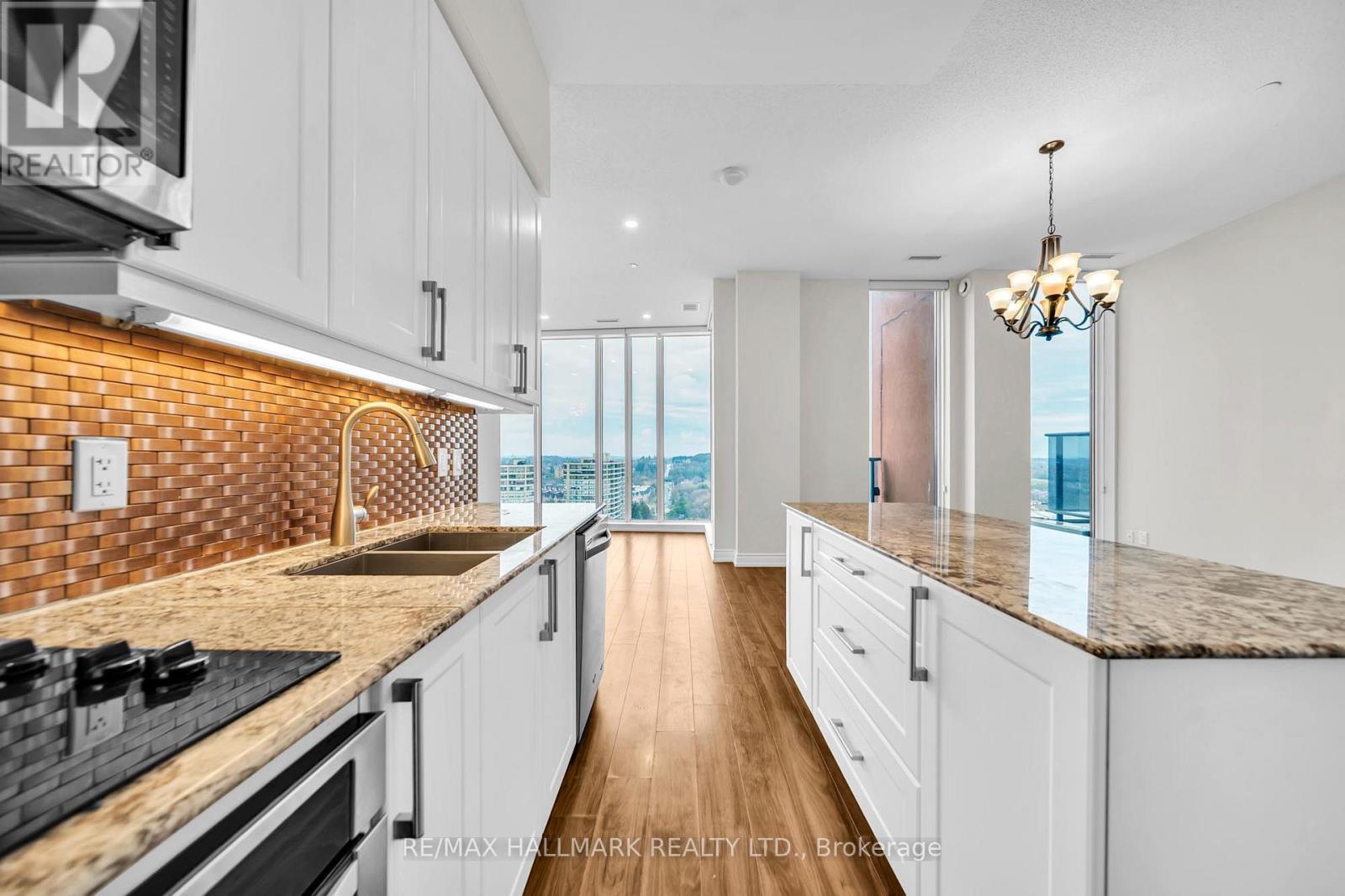 Ph6 - 9600 Yonge Street, Richmond Hill, Ontario  L4C 0X3 - Photo 15 - N13018440