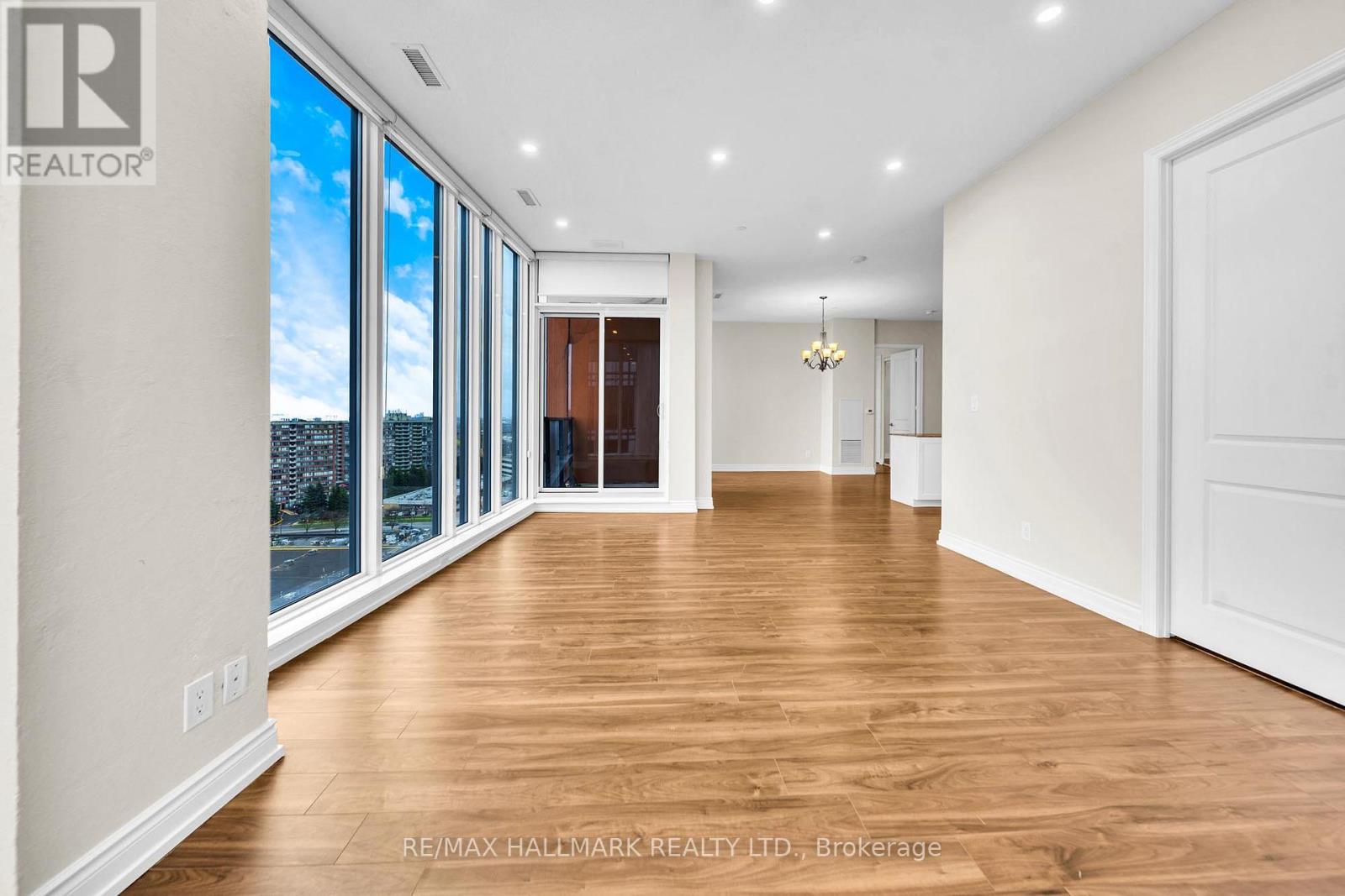 Ph6 - 9600 Yonge Street, Richmond Hill, Ontario  L4C 0X3 - Photo 21 - N13018440