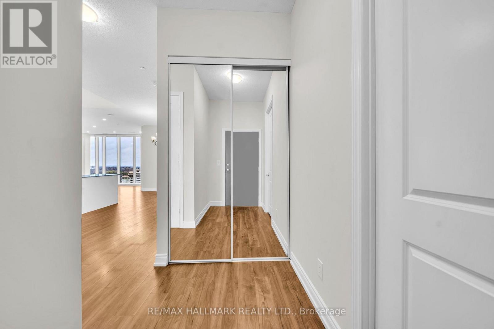 Ph6 - 9600 Yonge Street, Richmond Hill, Ontario  L4C 0X3 - Photo 9 - N13018440