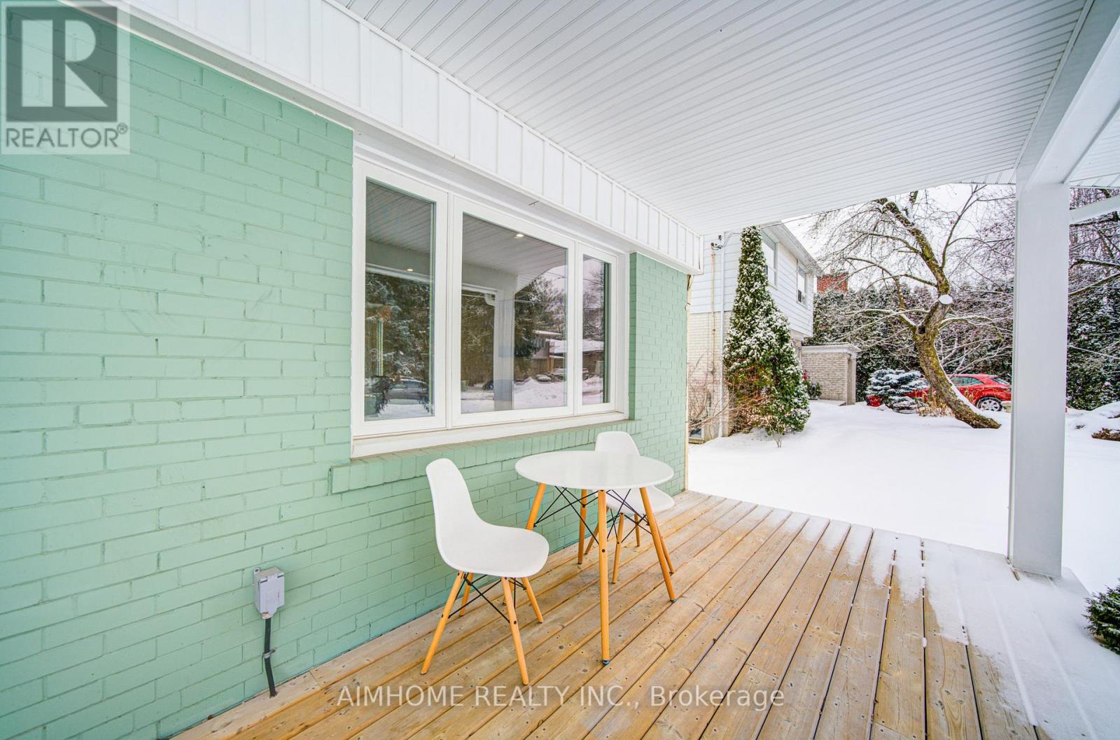 222 Richmond Street, Richmond Hill, Ontario  L4C 3Y8 - Photo 3 - N13018466