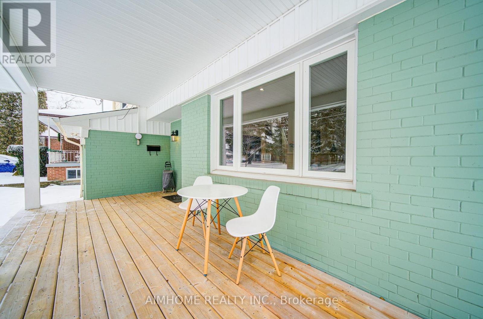 222 Richmond Street, Richmond Hill, Ontario  L4C 3Y8 - Photo 4 - N13018466