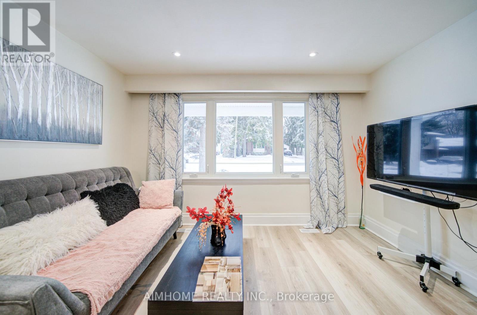 222 Richmond Street, Richmond Hill, Ontario  L4C 3Y8 - Photo 8 - N13018466