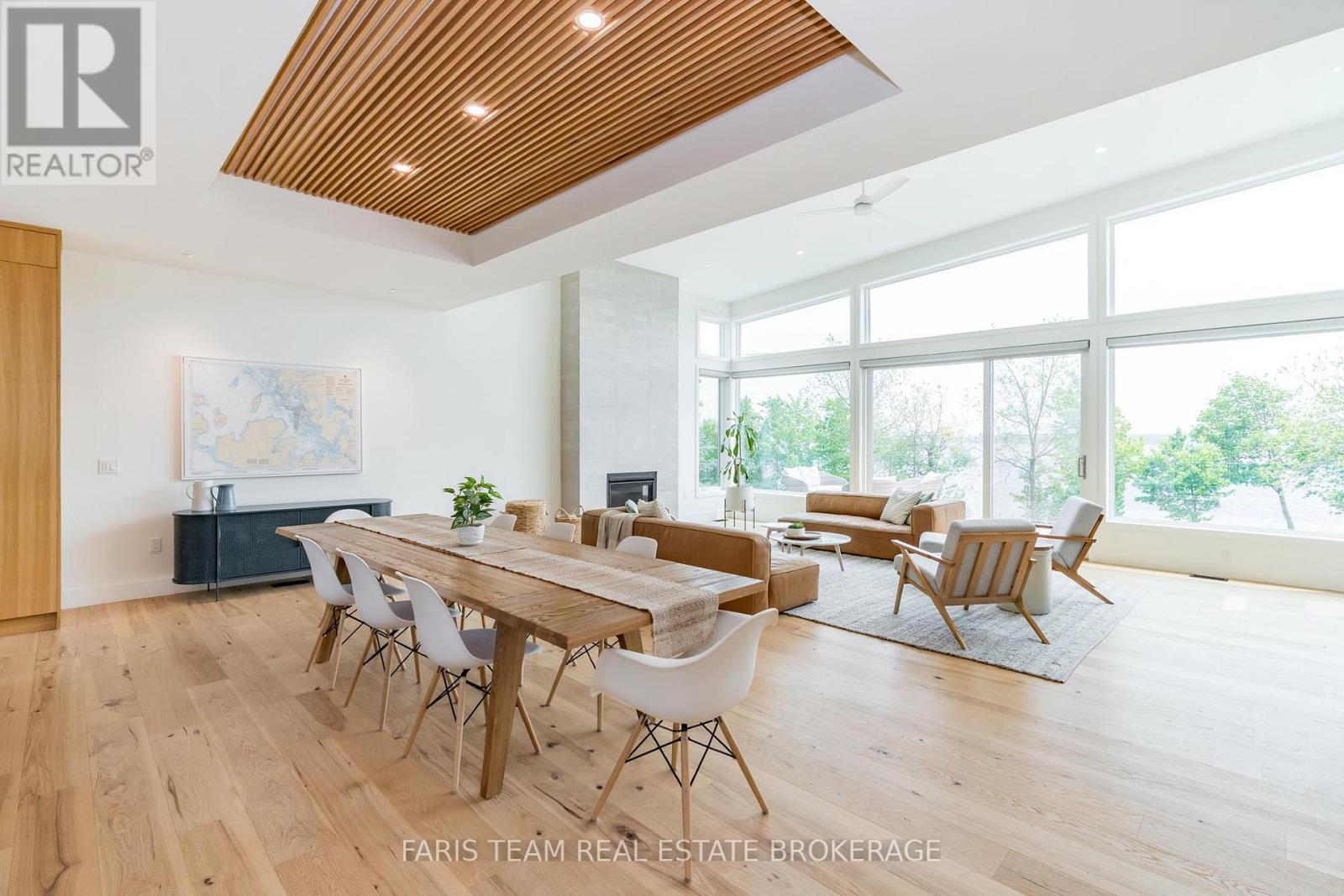 202 Kempenfelt Drive, Barrie, Ontario  L4M 1C3 - Photo 12 - S13018404