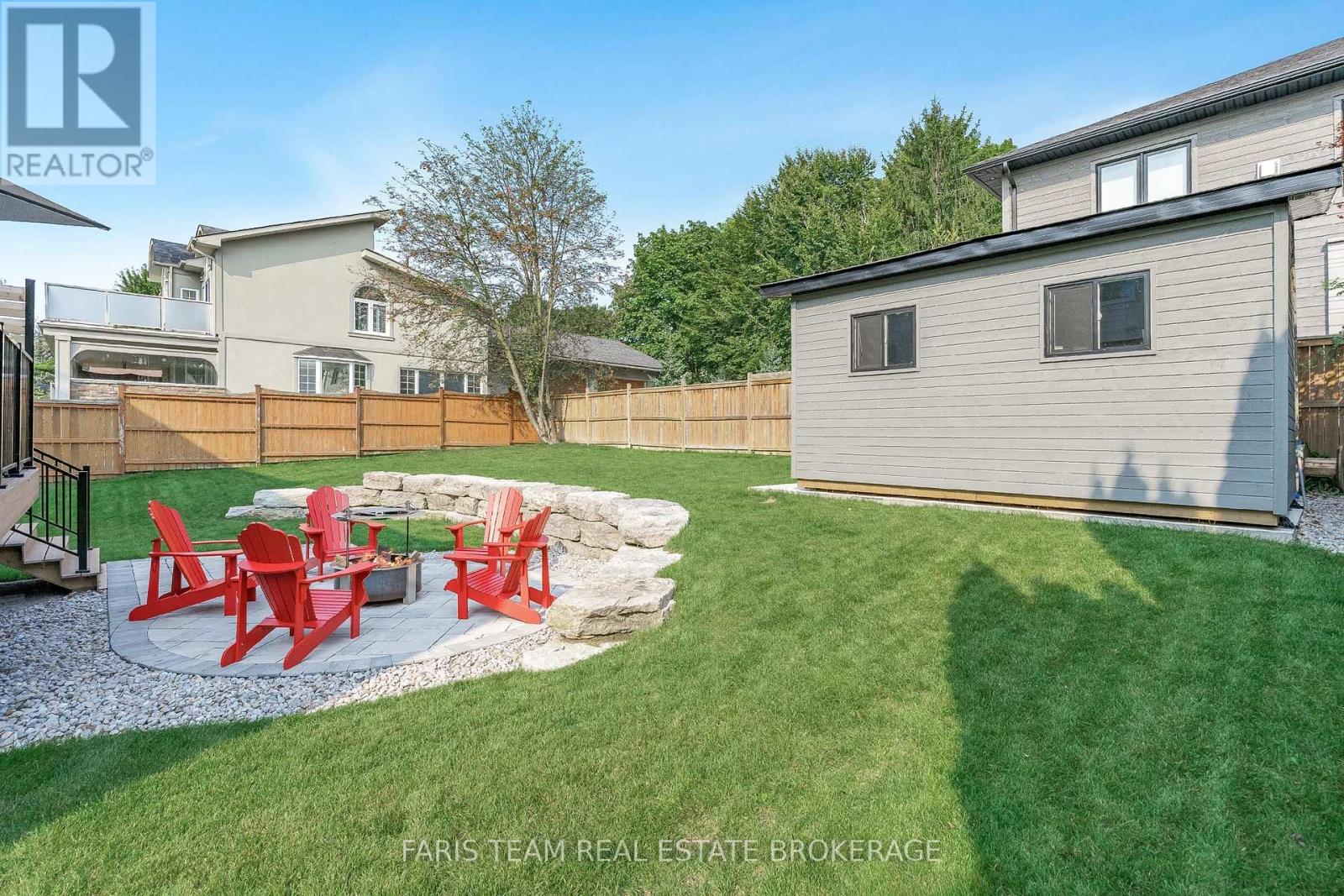 202 Kempenfelt Drive, Barrie, Ontario  L4M 1C3 - Photo 43 - S13018404