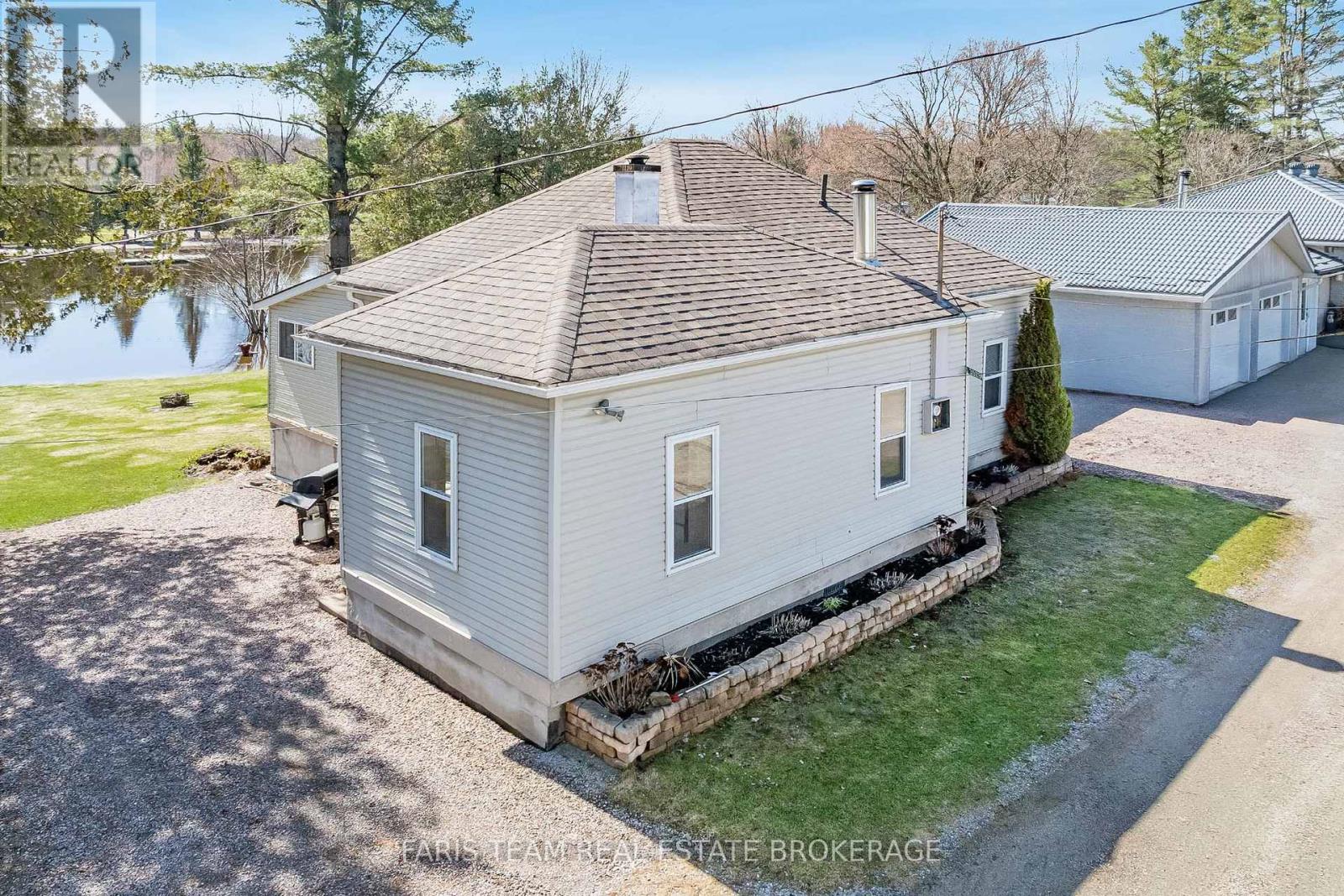 3529 BENNETT AVENUE, Severn, Ontario