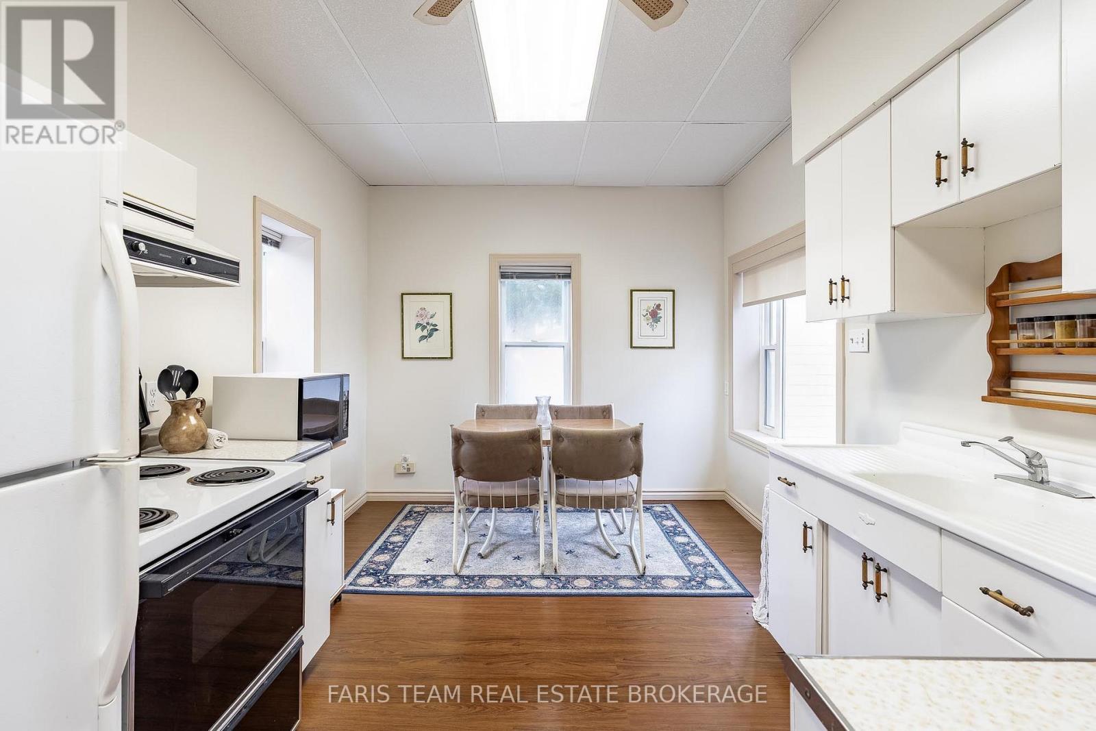 3529 Bennett Avenue, Severn, Ontario  P0E 1E0 - Photo 4 - S13018418