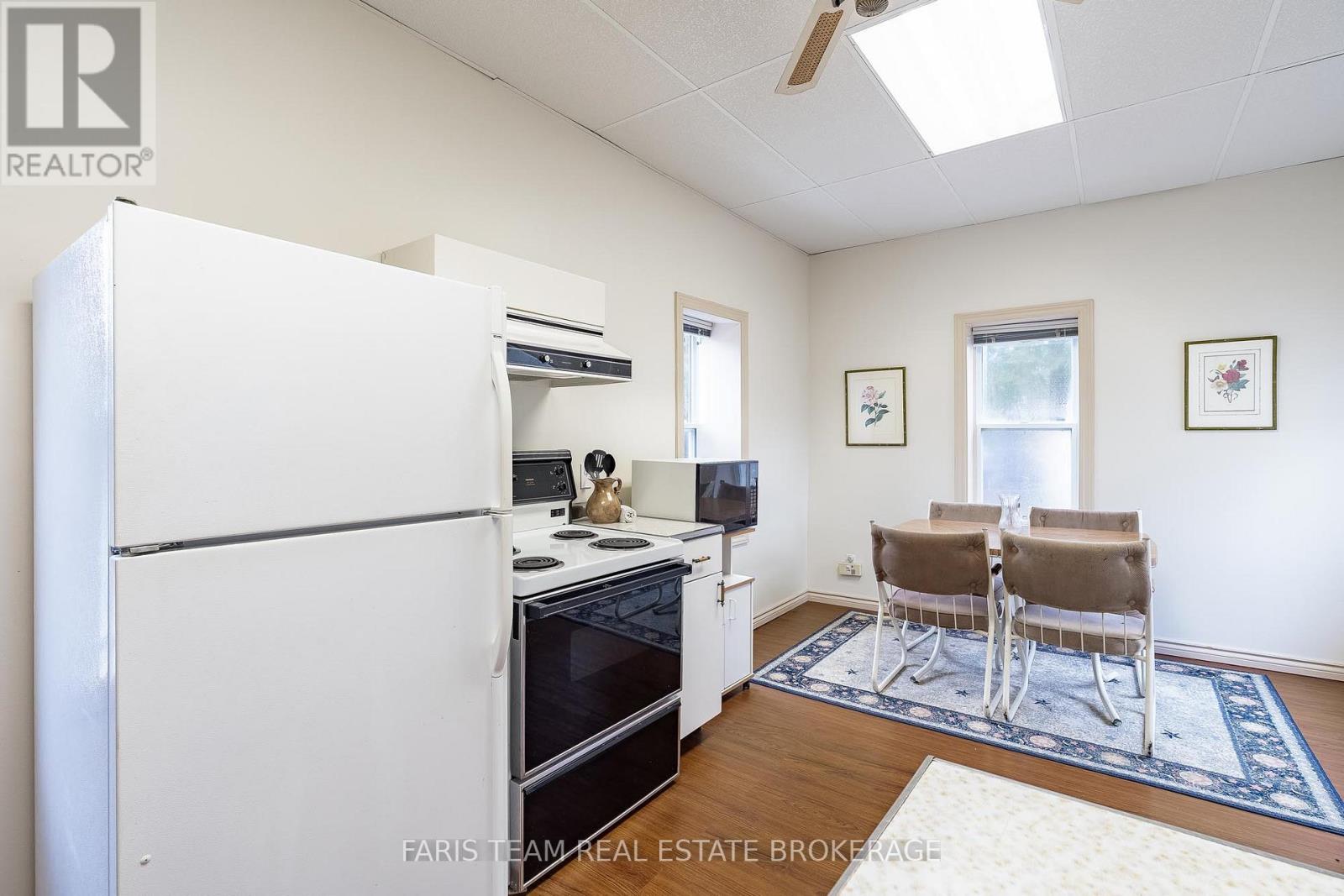 3529 Bennett Avenue, Severn, Ontario  P0E 1E0 - Photo 5 - S13018418