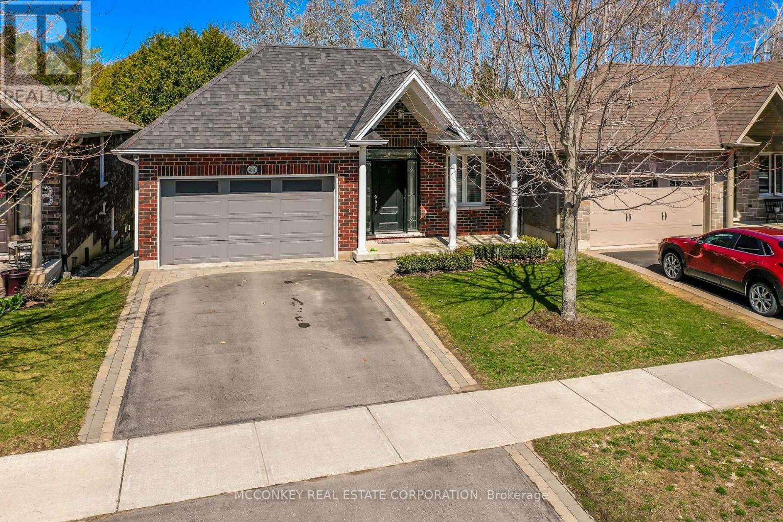 458 Raymond Street, Peterborough, Ontario  K9H 0G9 - Photo 2 - X13015736