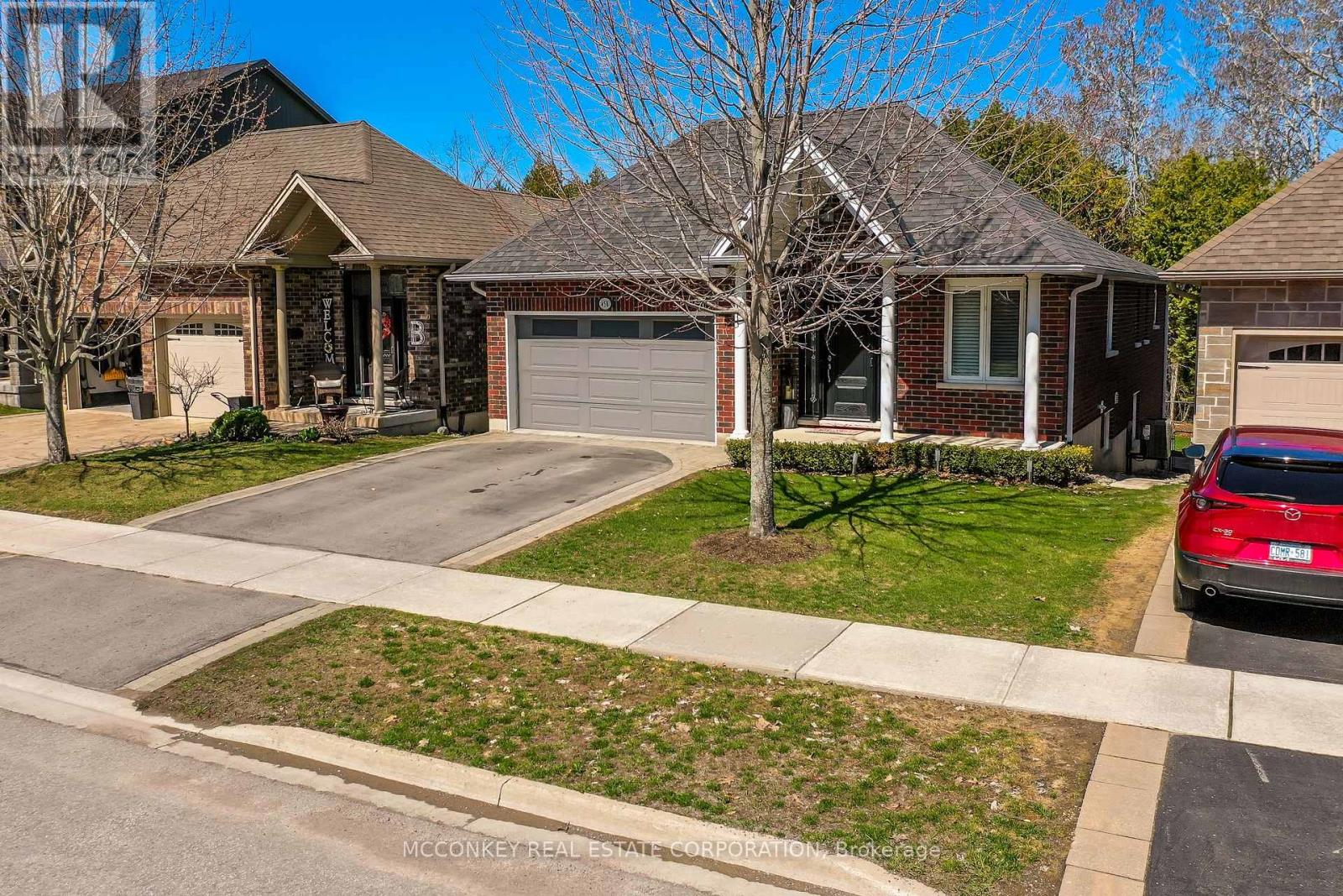 458 Raymond Street, Peterborough, Ontario  K9H 0G9 - Photo 3 - X13015736