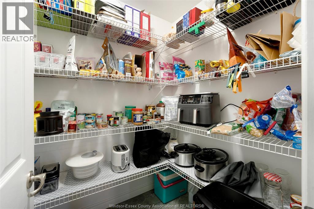 2098 Edgemore Avenue, Lasalle, Ontario  N9H 2K1 - Photo 19 - 26008546