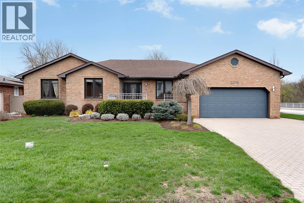 2098 Edgemore Avenue, Lasalle, Ontario  N9H 2K1 - Photo 2 - 26008546