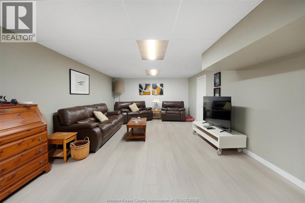 2098 Edgemore Avenue, Lasalle, Ontario  N9H 2K1 - Photo 32 - 26008546