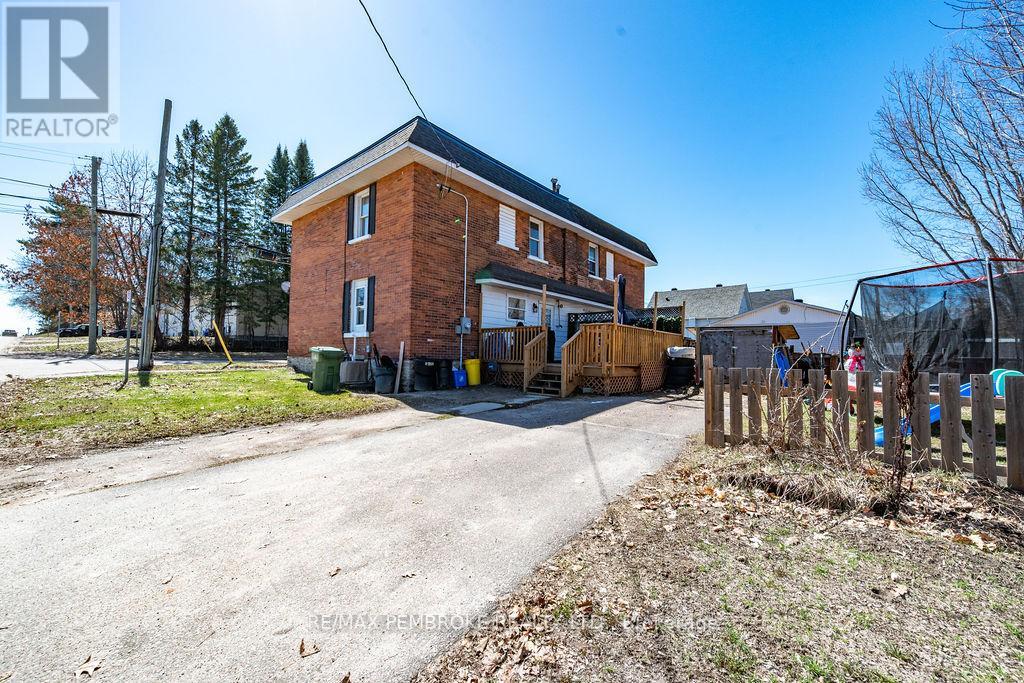 503 MILLER STREET, Pembroke, Ontario