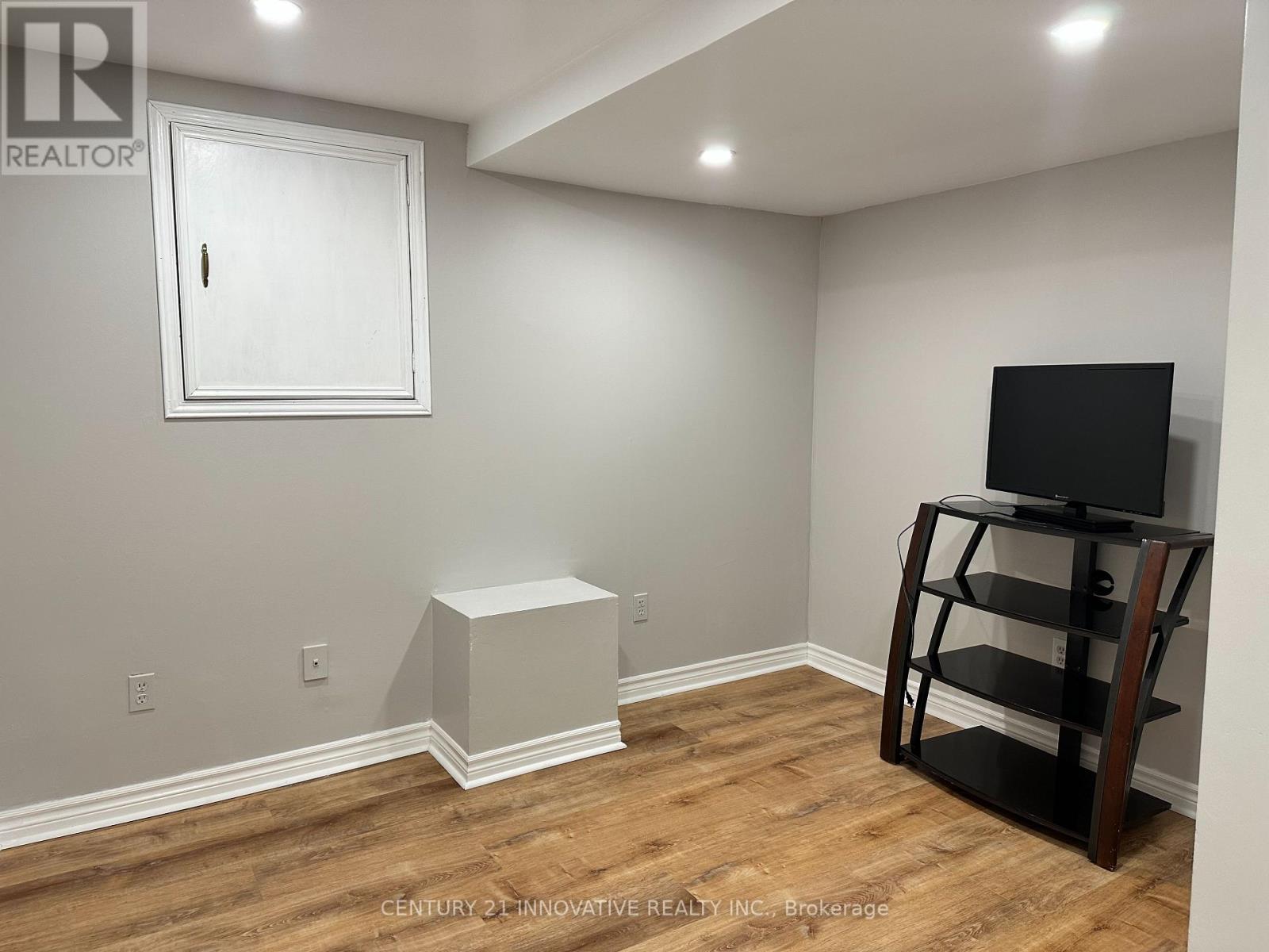 #bsmt - 10 Olivewood Drive E, Markham, Ontario  L3S 3E3 - Photo 3 - N12775374