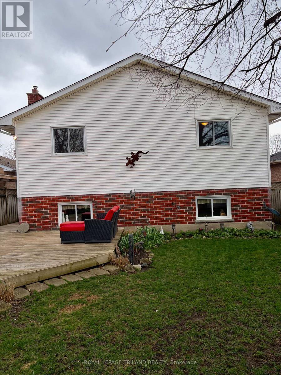252 Josselyn Drive, London South, Ontario  N6E 3S5 - Photo 28 - X12827492
