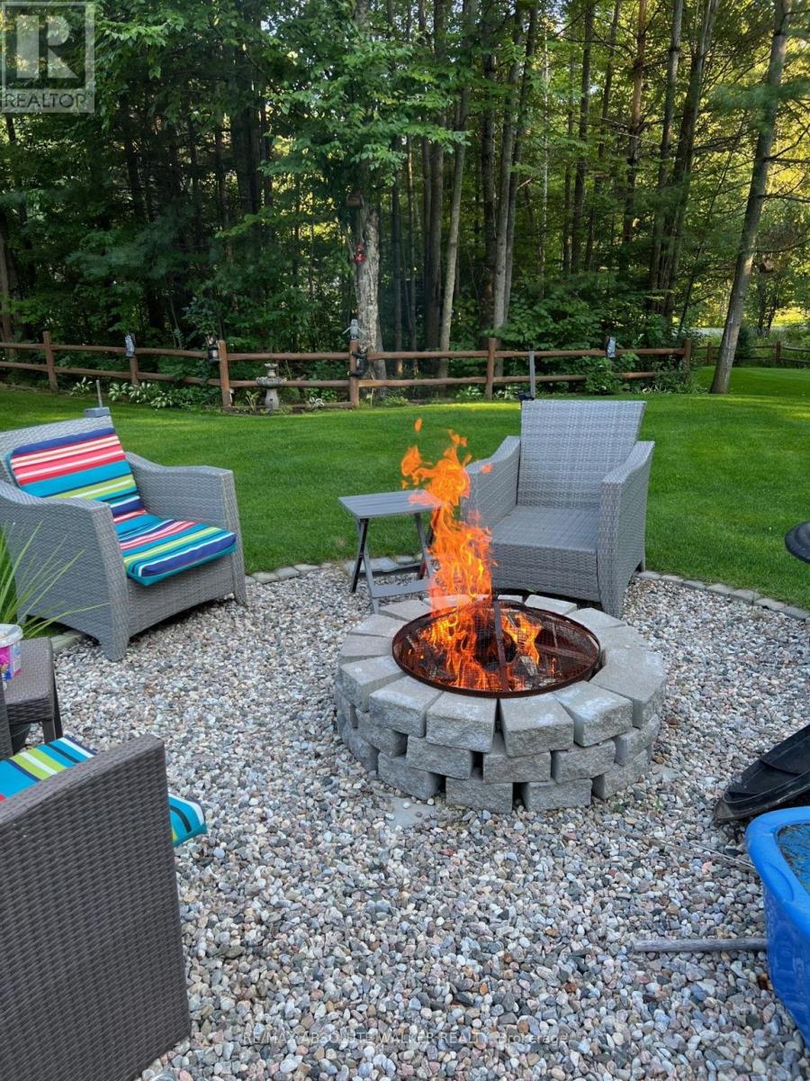 184 Charmont Way, Ottawa, Ontario  K0A 3M0 - Photo 41 - X12918432