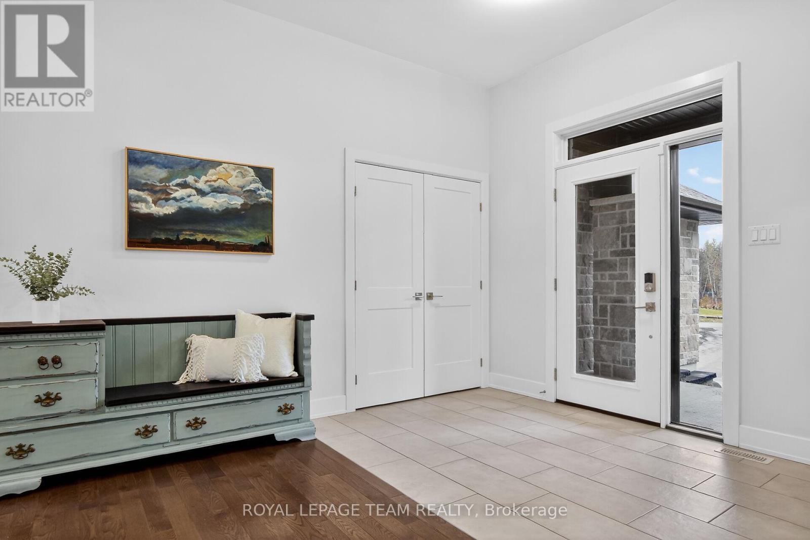 144 Country Meadow Drive, Ottawa, Ontario  K0A 1L0 - Photo 3 - X12987288