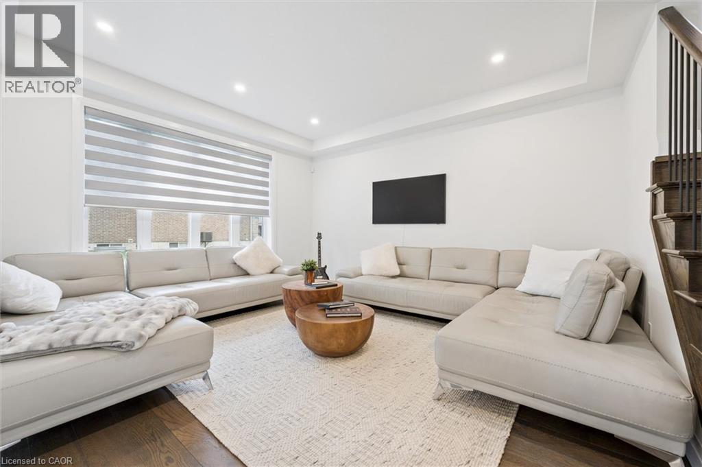 213 Fallowfield Drive, Kitchener, Ontario  N2C 2T7 - Photo 8 - 40822040