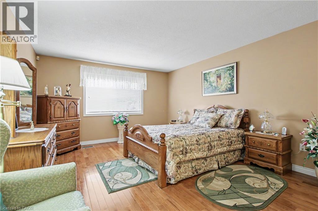 98 Beasley Crescent, Cambridge, Ontario  N1T 1T5 - Photo 17 - 40821401