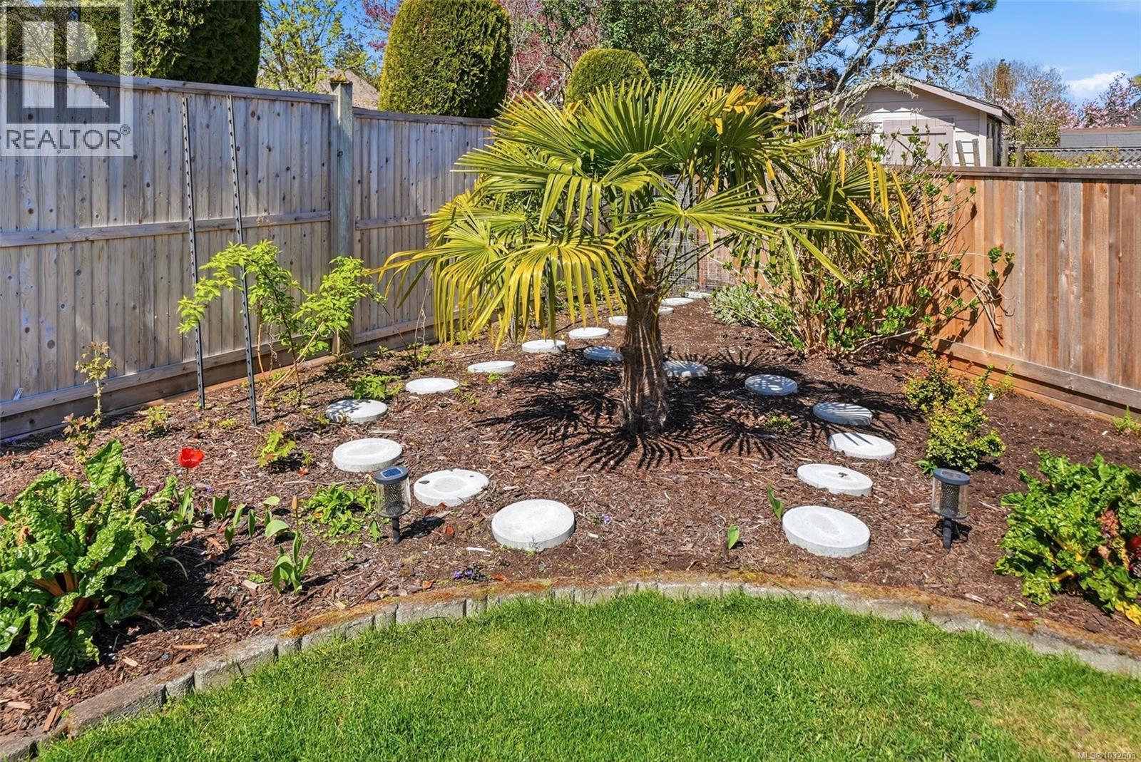 778 Norwood Pl, Qualicum Beach, British Columbia  V0K 2P9 - Photo 11 - 1032603