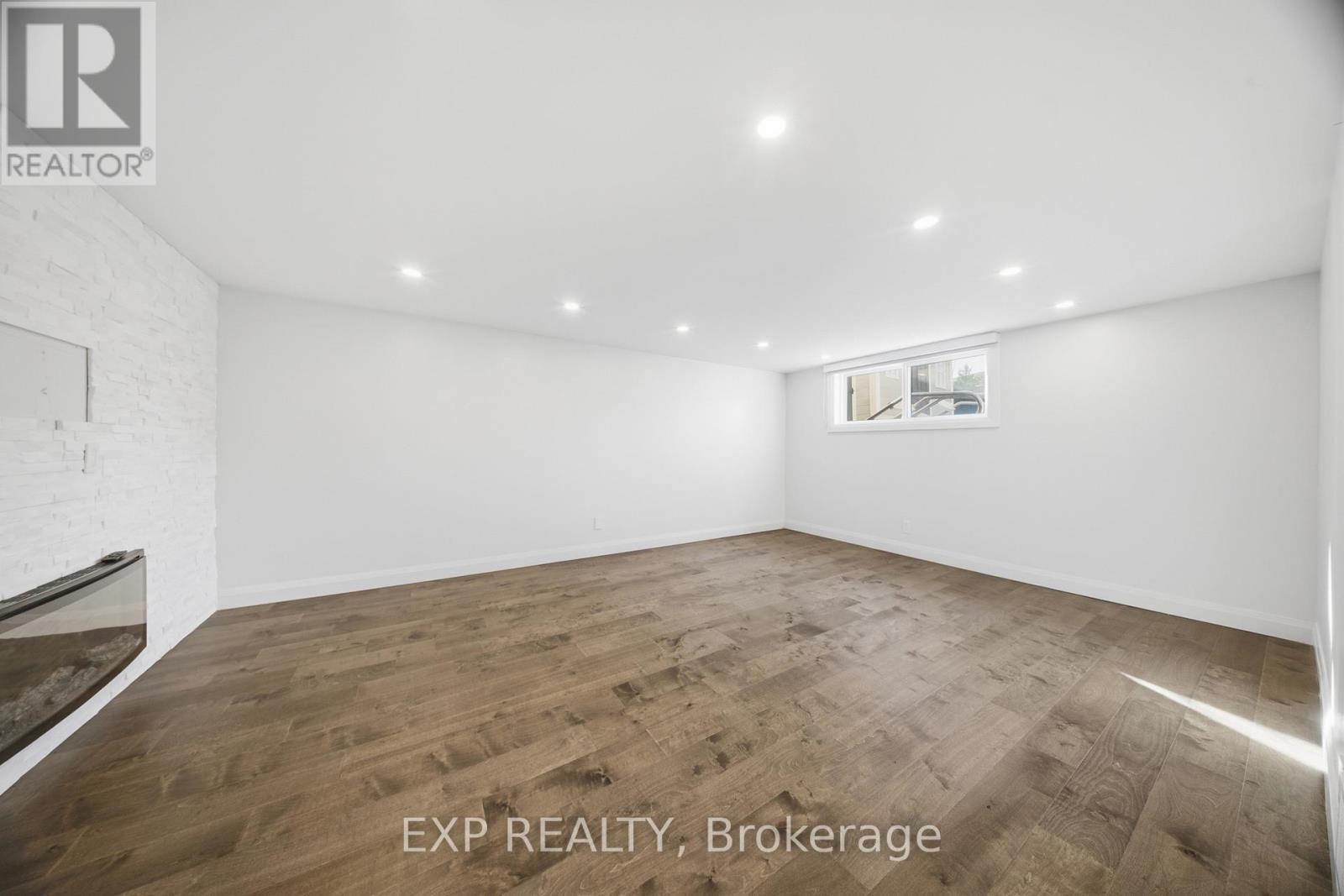 669 Geneva Park Drive, Burlington, Ontario  L7N 3C2 - Photo 22 - W13018374