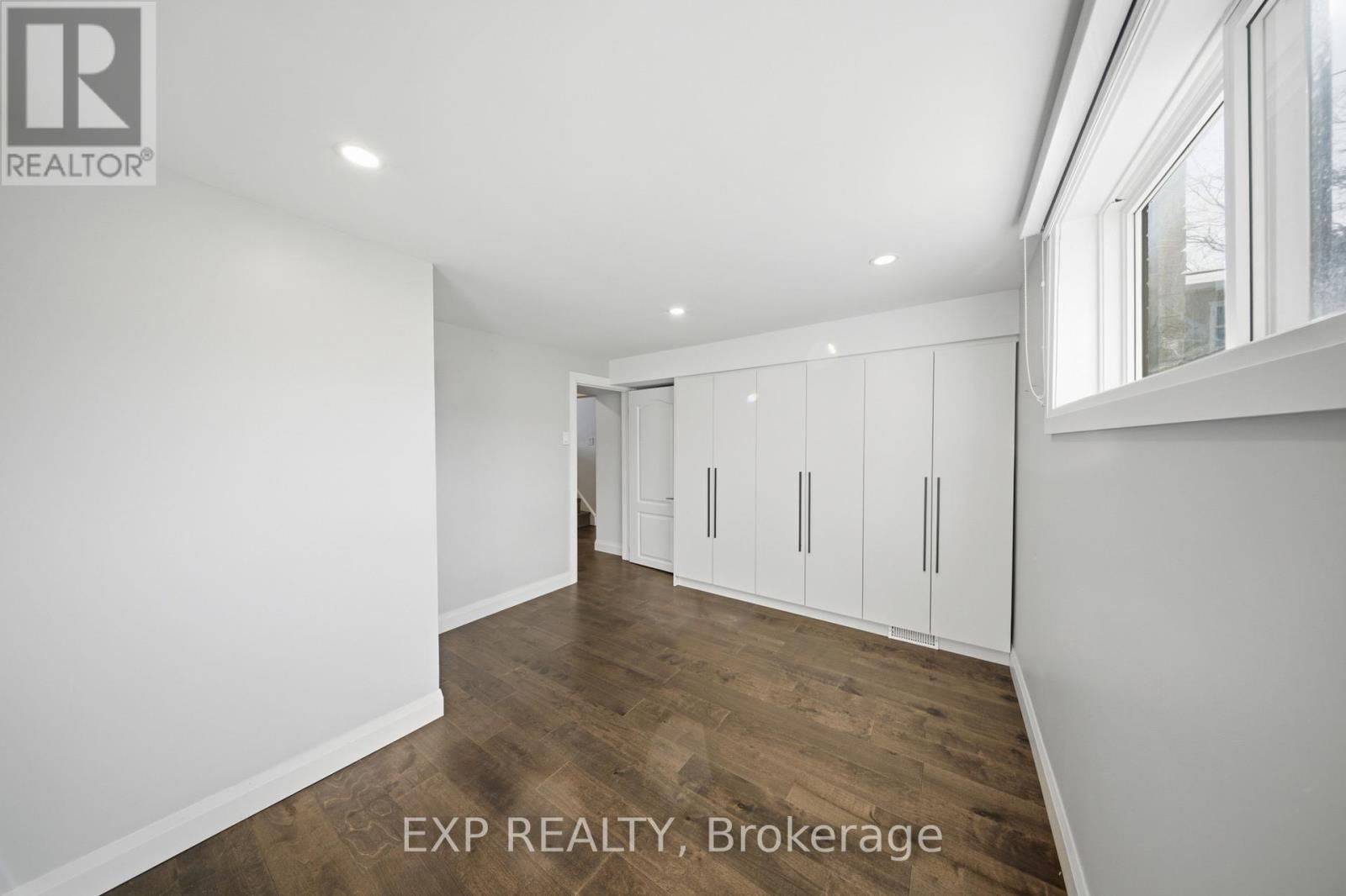 669 Geneva Park Drive, Burlington, Ontario  L7N 3C2 - Photo 25 - W13018374