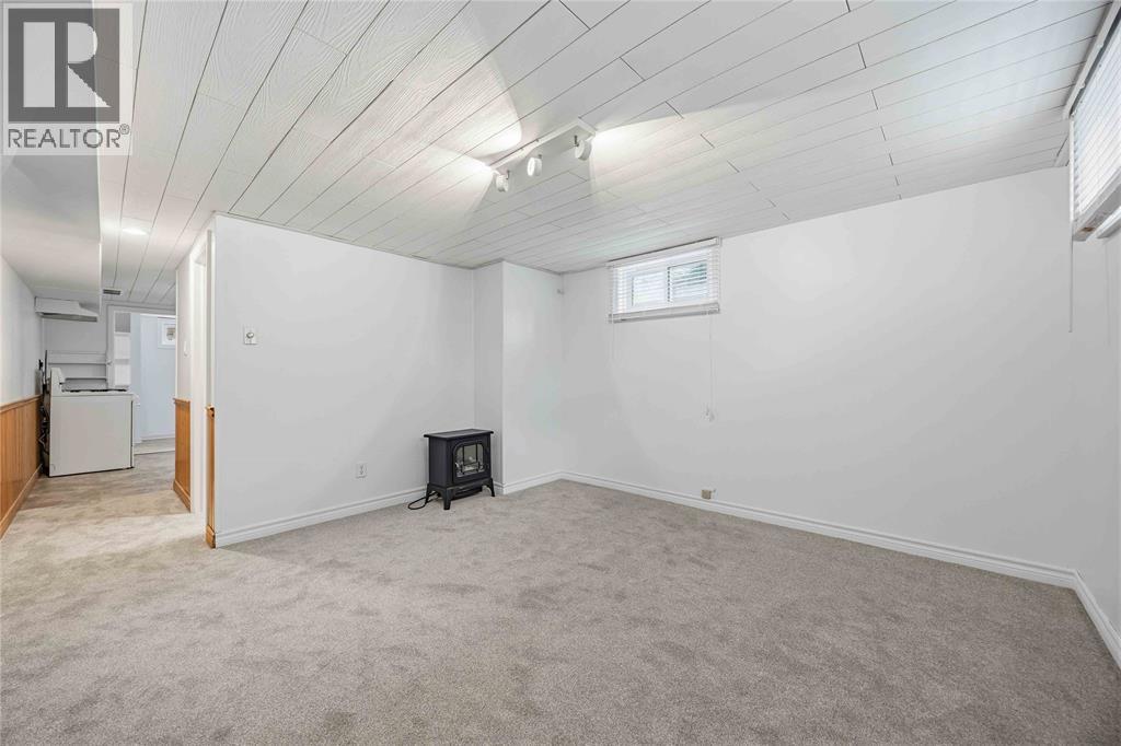 237 Essex Street, Sarnia photo 27