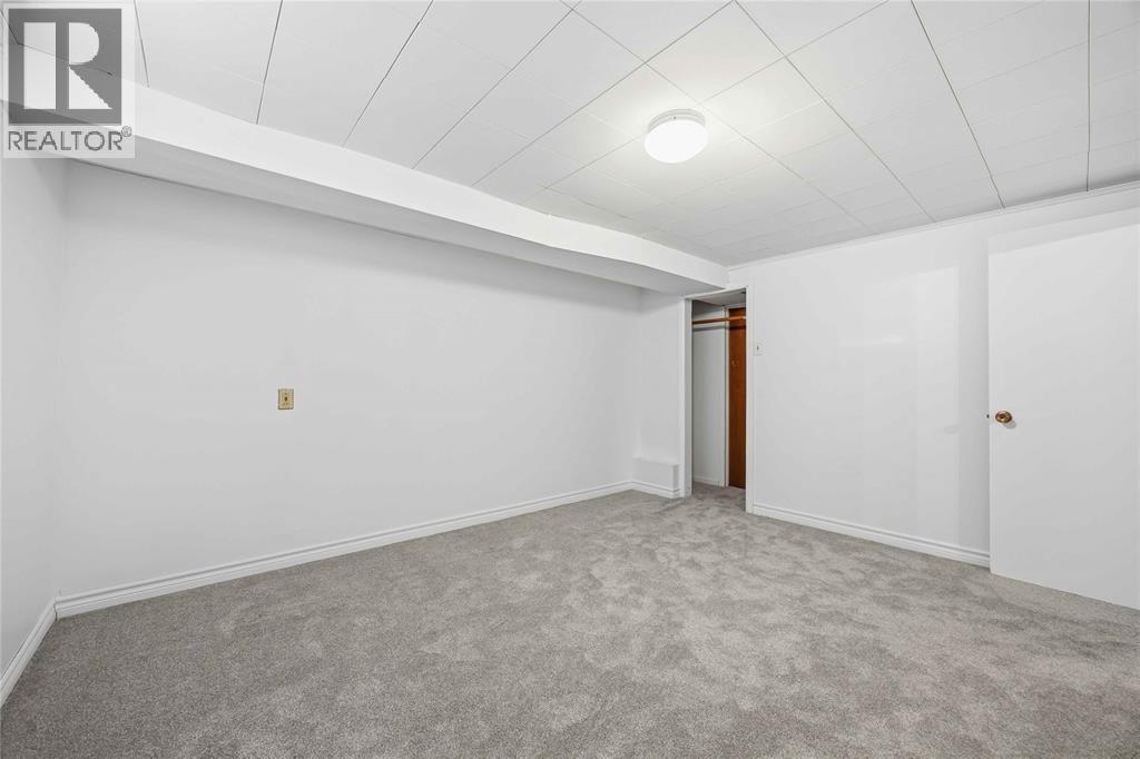237 Essex Street, Sarnia photo 29