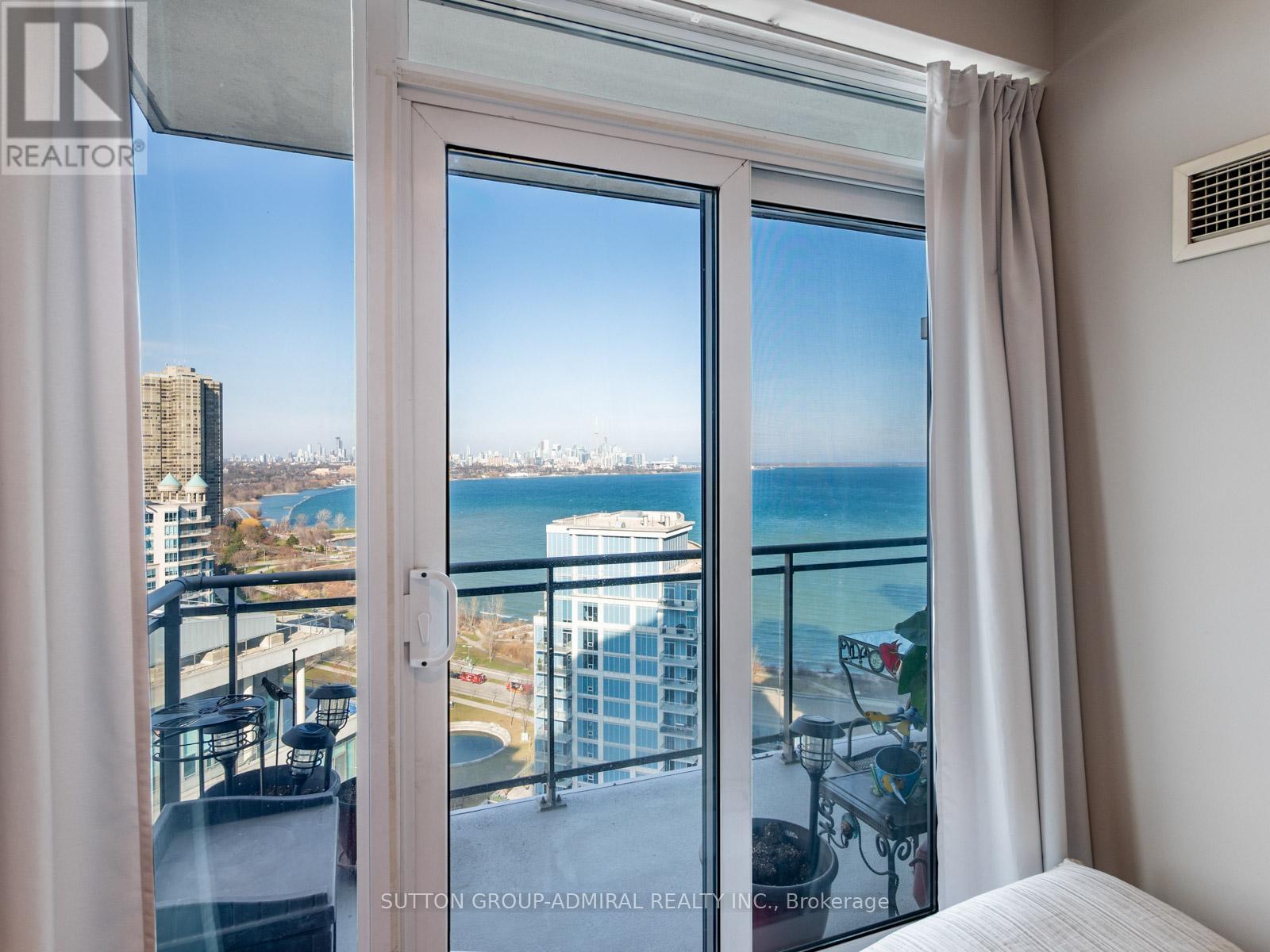 2304 - 2121 Lake Shore Boulevard W, Toronto, Ontario  M8V 4E9 - Photo 24 - W13018388