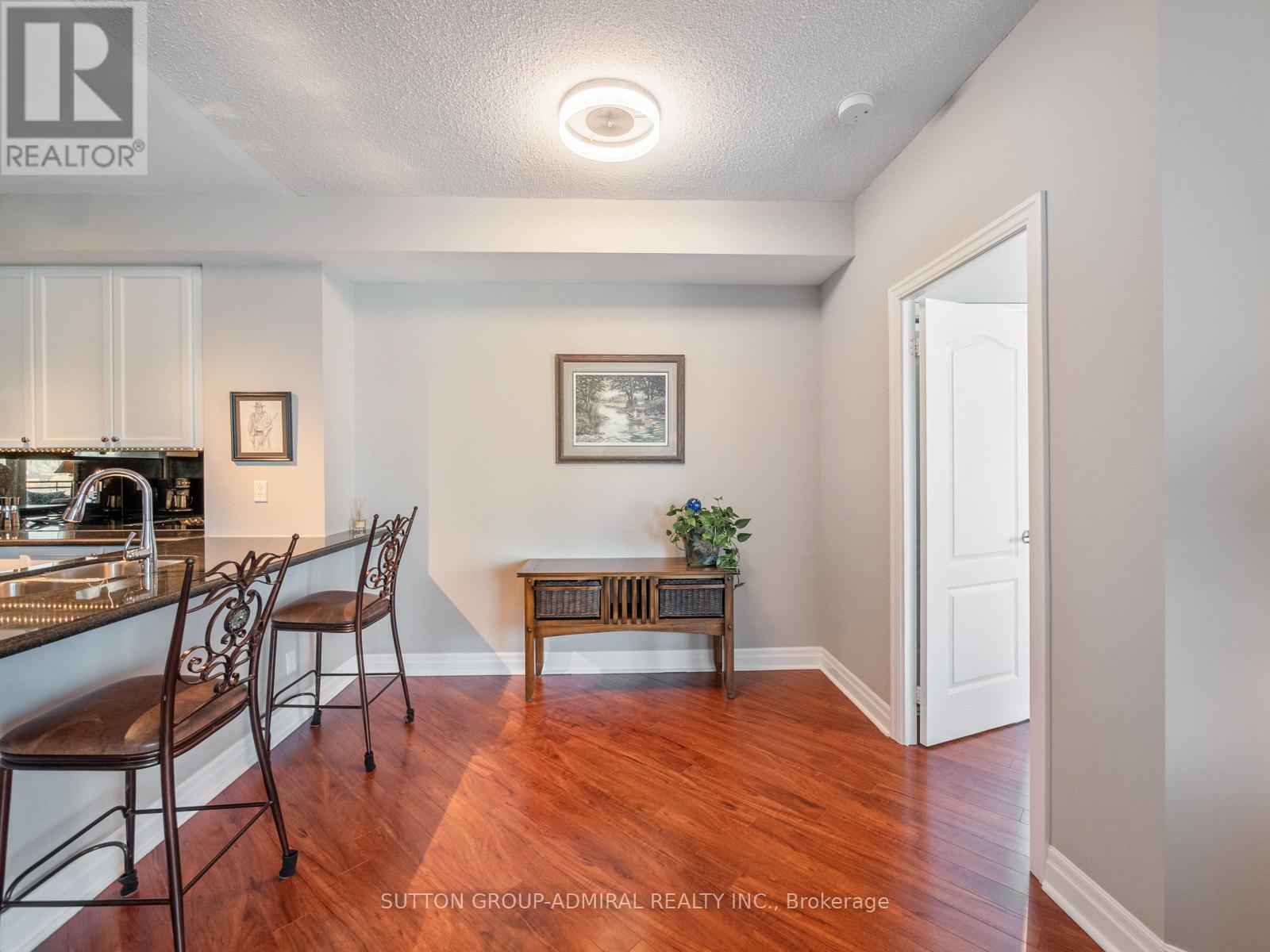 2304 - 2121 Lake Shore Boulevard W, Toronto, Ontario  M8V 4E9 - Photo 7 - W13018388