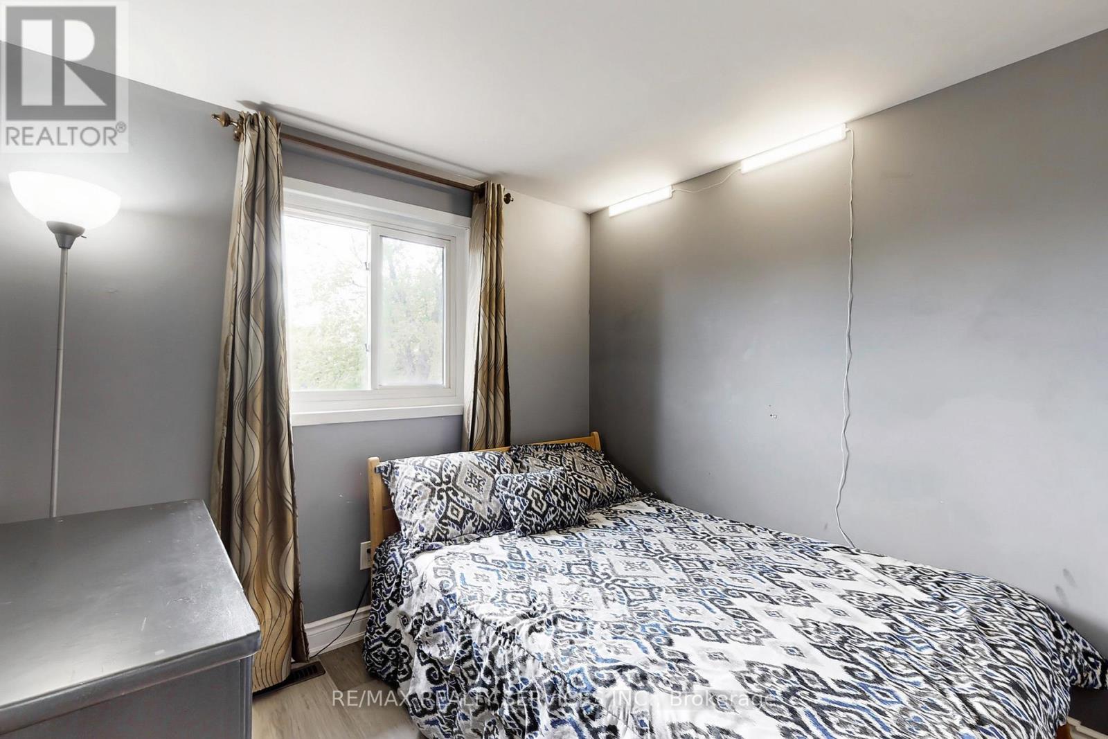 53 Geneva Crescent, Brampton, Ontario  L6S 1K7 - Photo 27 - W13018422