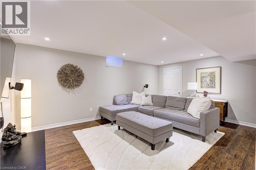 2142 Meadowglen Drive, Oakville, Ontario  L6M 4C8 - Photo 32 - 40815092