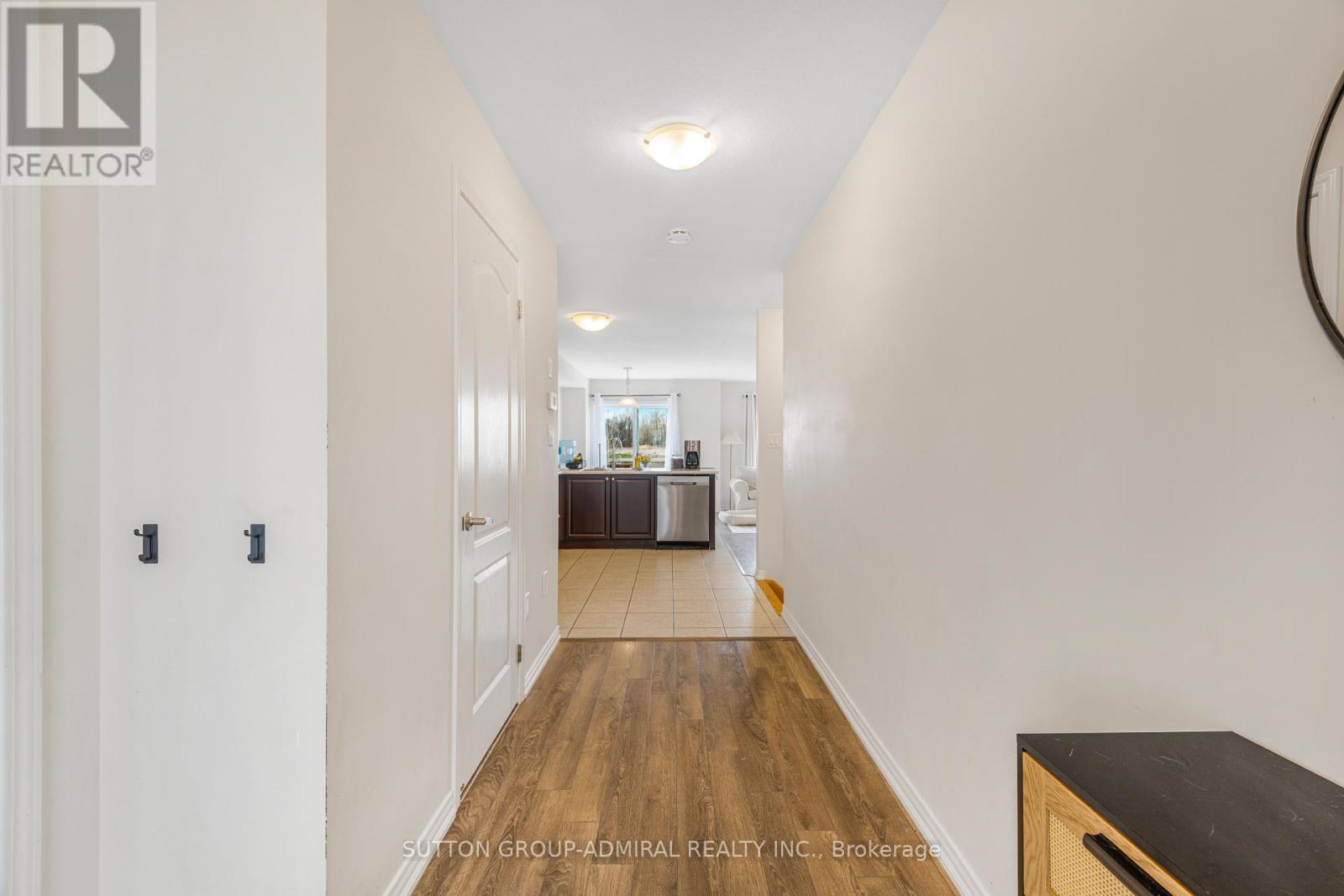 164 Esther Crescent, Thorold, Ontario  L3B 0G8 - Photo 4 - X12977750